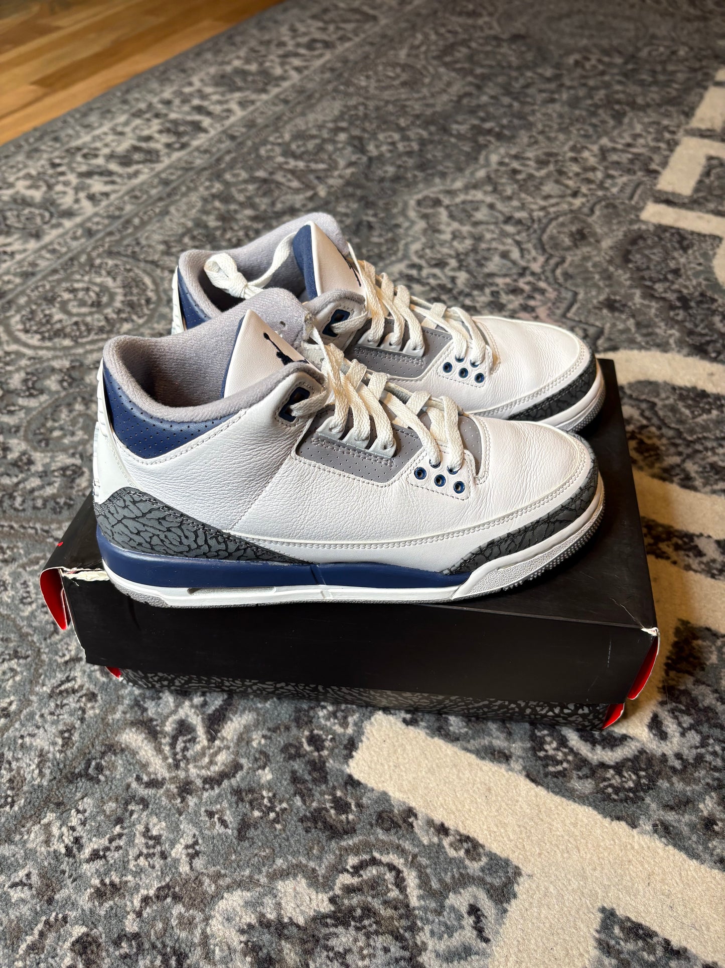 Jordan 3 Retro “Midnight Navy” CLEAN OG SIZE 7Y