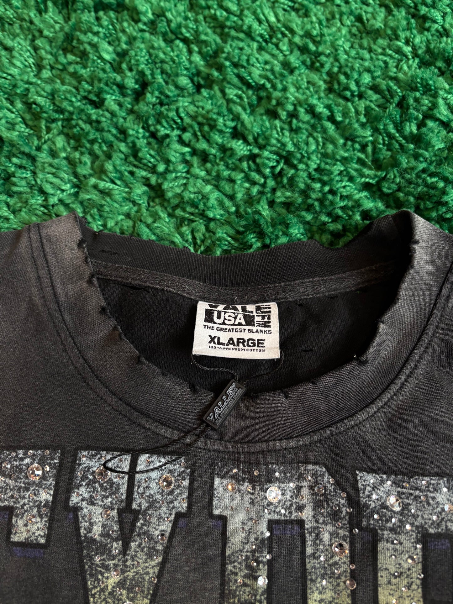 Vale Dragon Tee Size XL