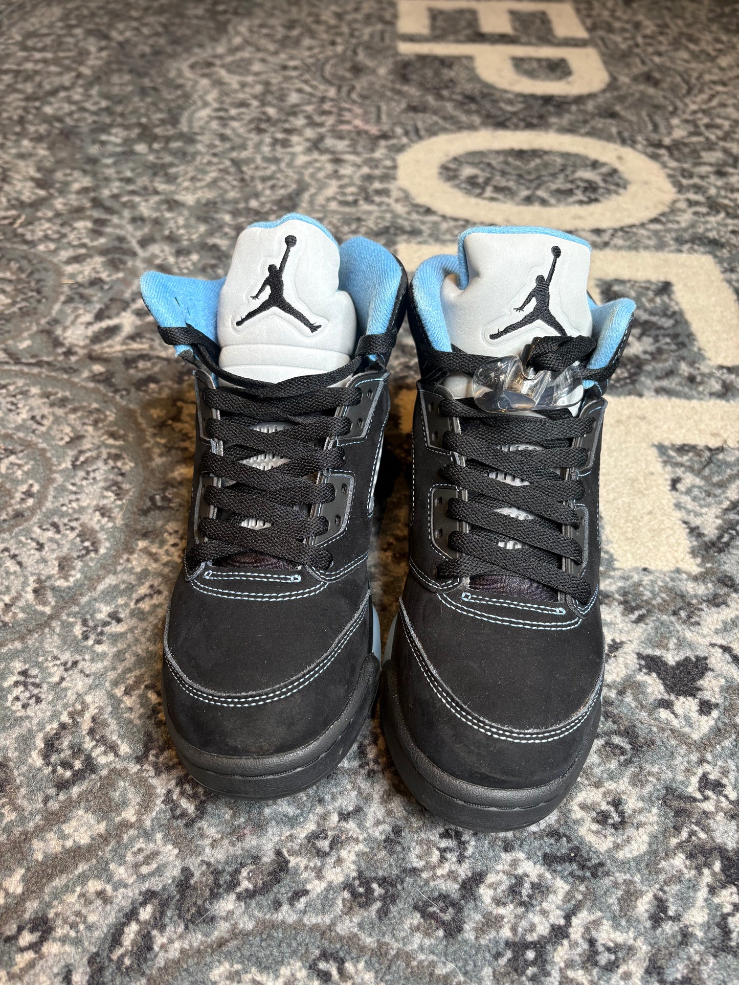 Jordan 5 Retro “Black University Blue” Clean Nb Size 6.5Y
