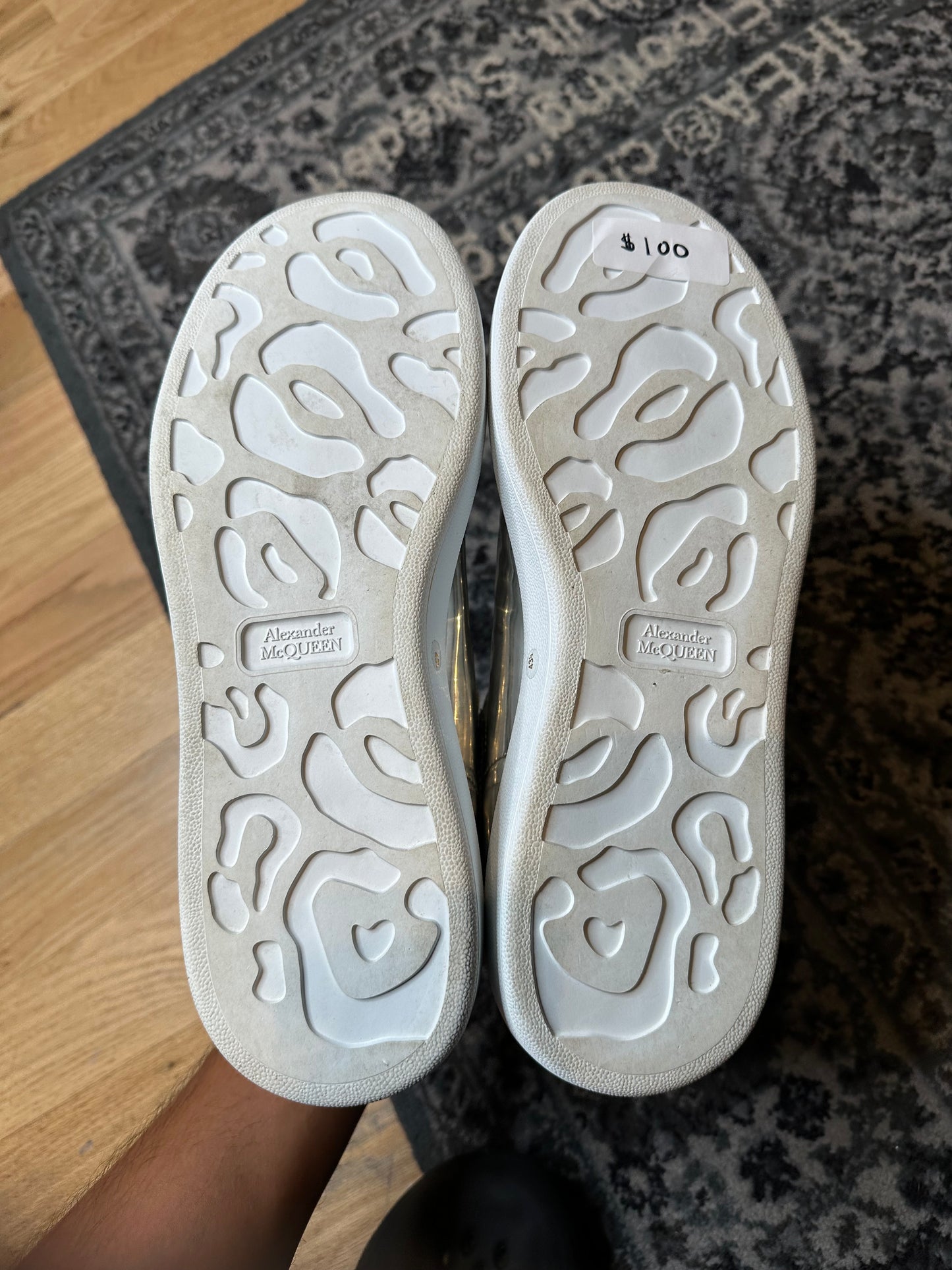 Alexander McQueen “Silver” Clean OG Size 10(43 EU)