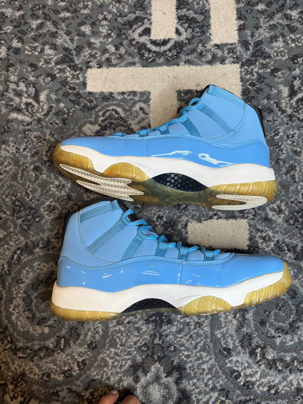 Jordan 11 Retro “Pantone” Clean Nb Size 10.5