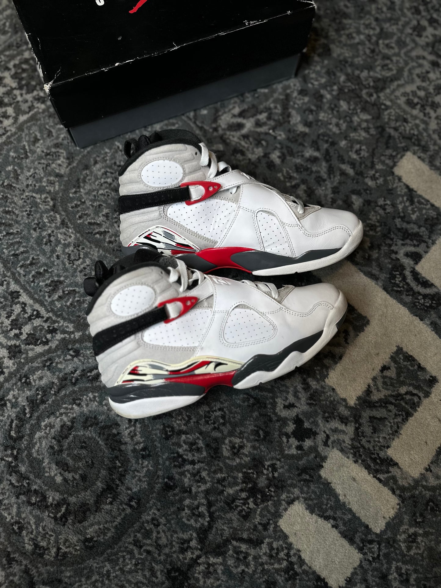 Jordan 8 Retro “Bugs Bunny” Clean Rb Size 8