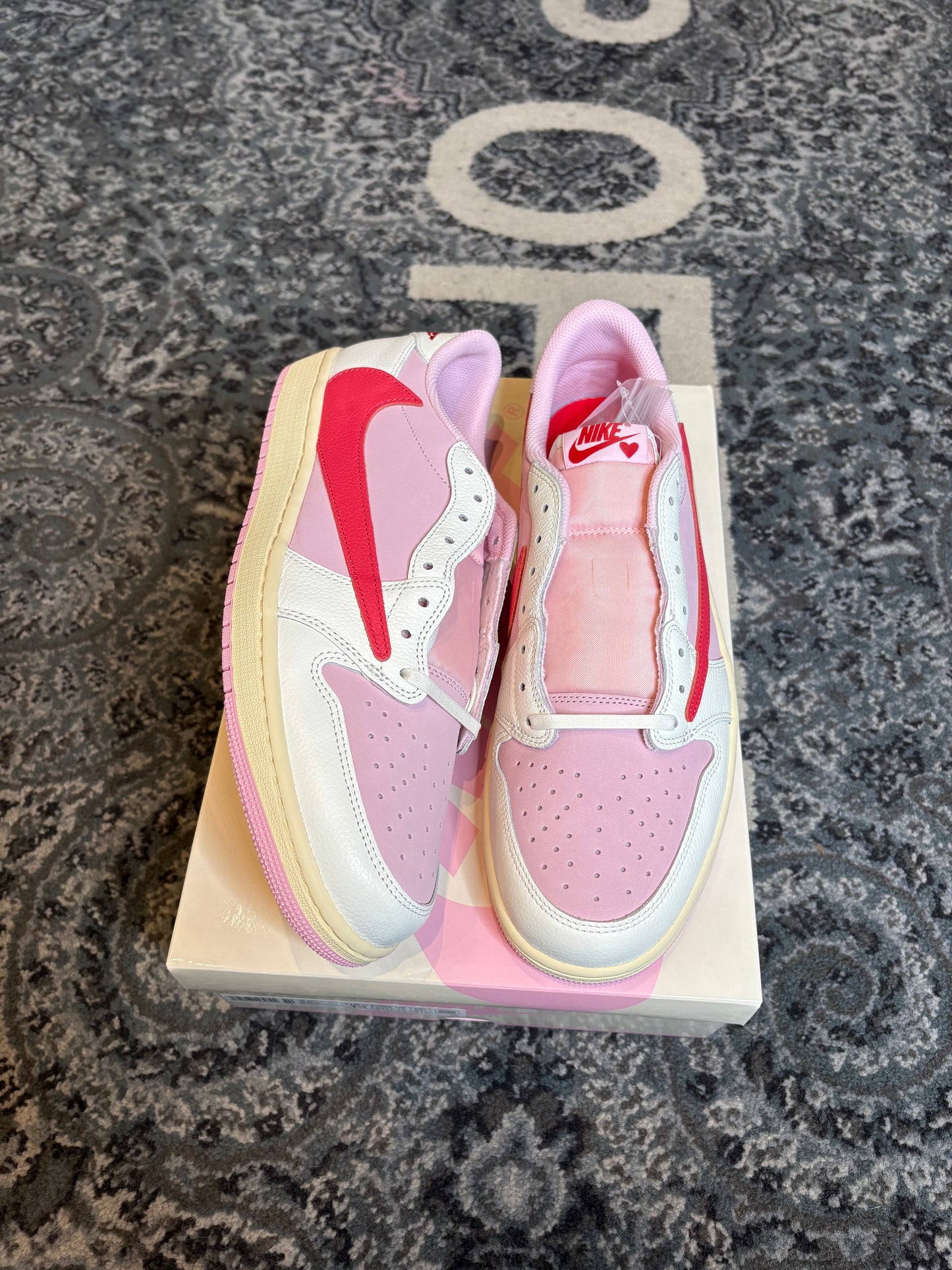 Jordan 1 Retro Low “Travis Scott Sail Tropical Pink” OG DS