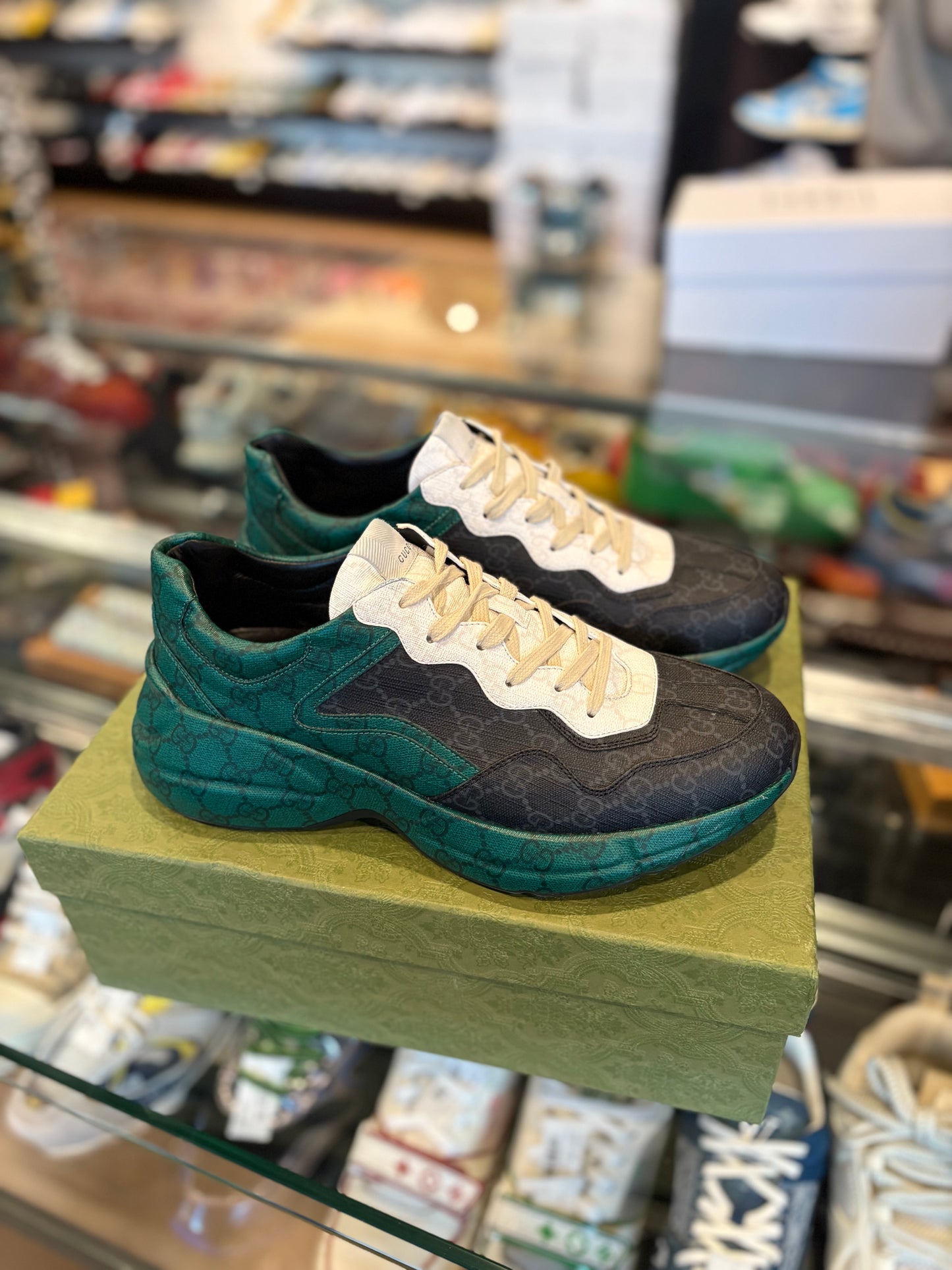 Gucci rython monogram green