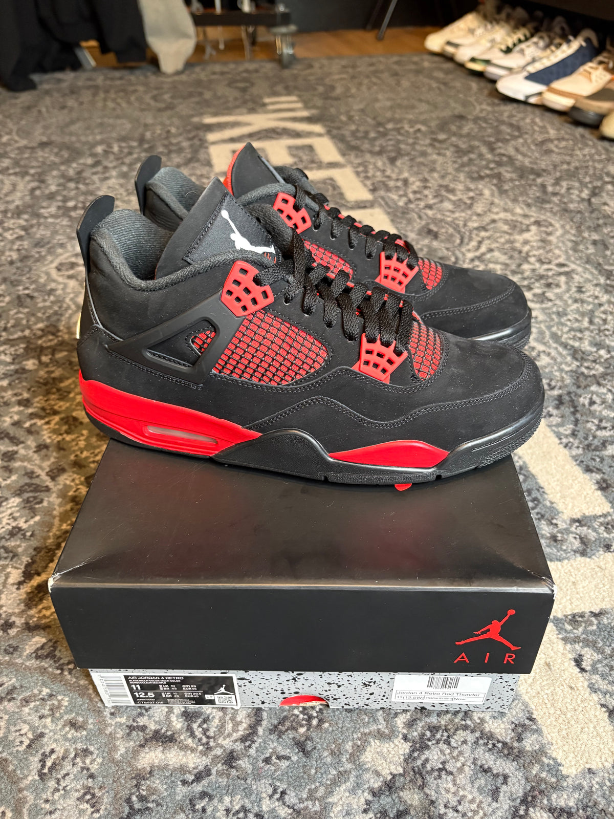 Jordan 4 Retro “Red Thunder” Clean Og Size 11