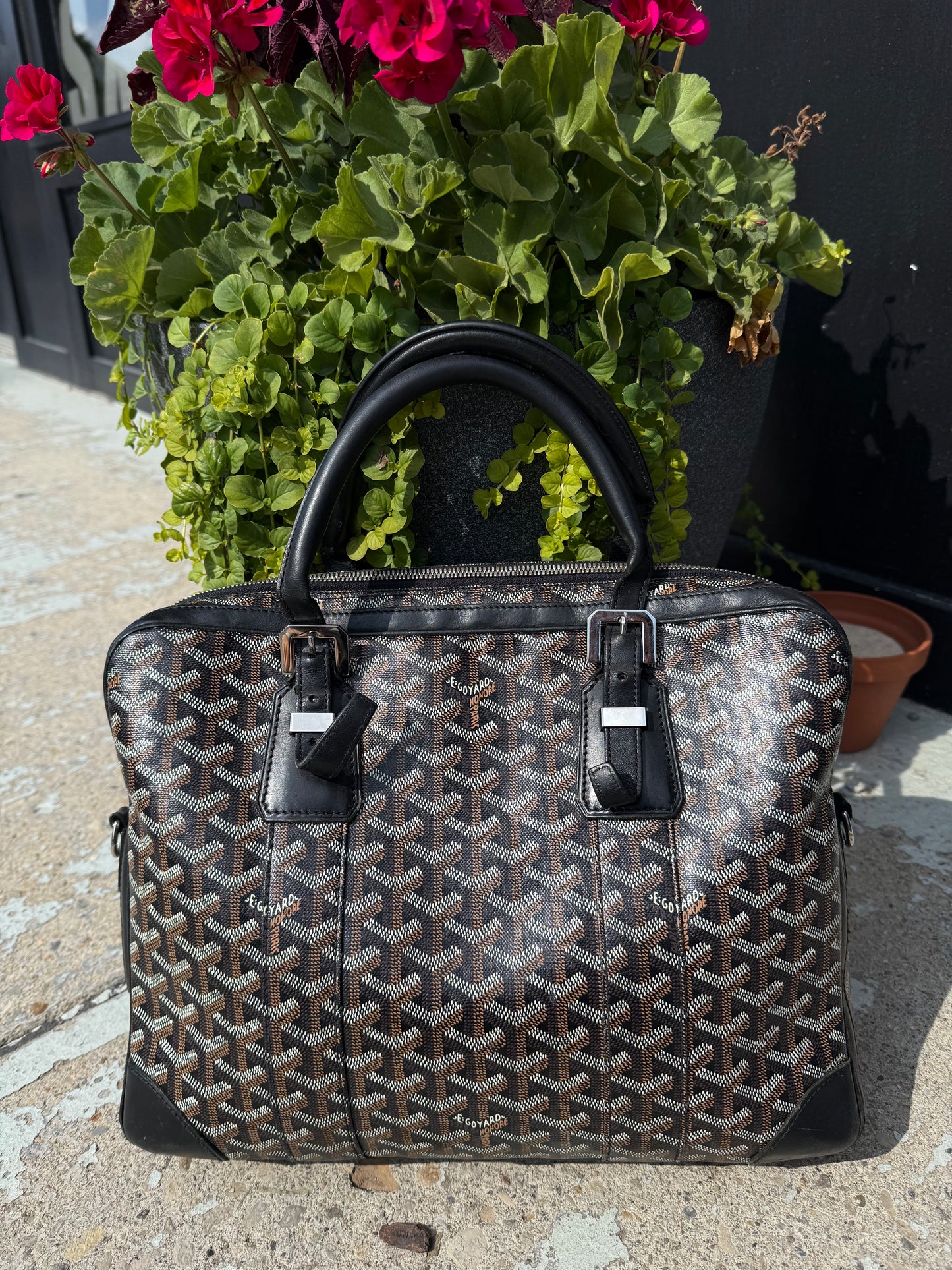 Goyard clutch messenger bag
