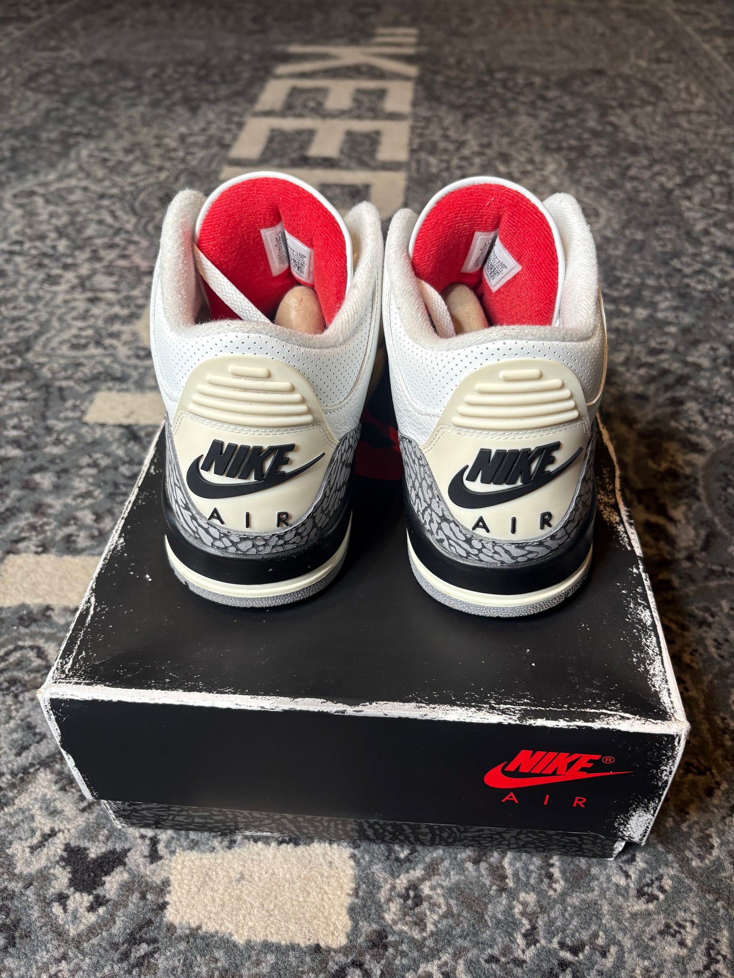 Jordan 3 Retro “Reimagined White Cement” VNDS OG SIZE 11.5