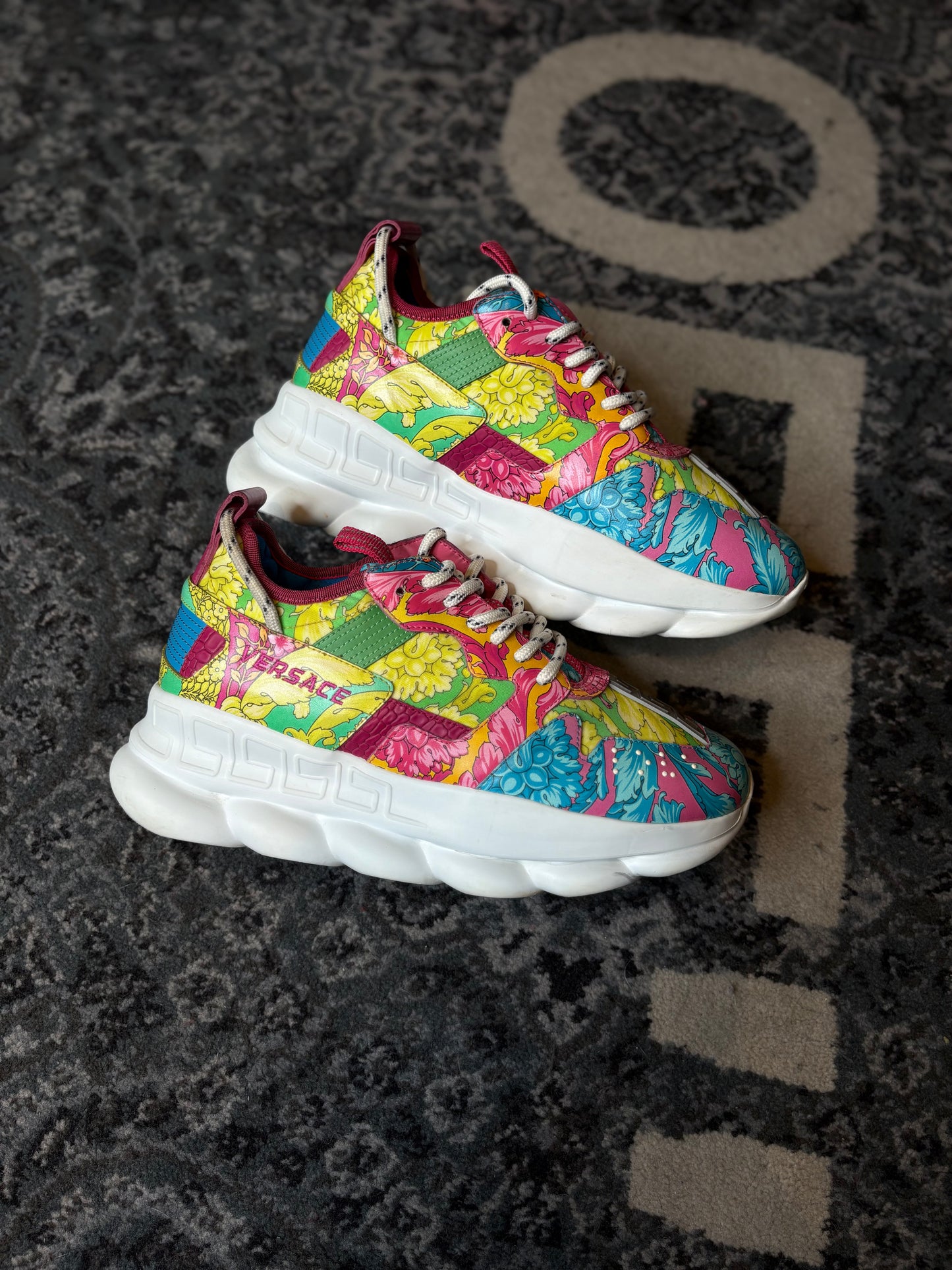 Versace Chain Reaction “Fluo Barocco” Clean Nb Size 7(40 EU)