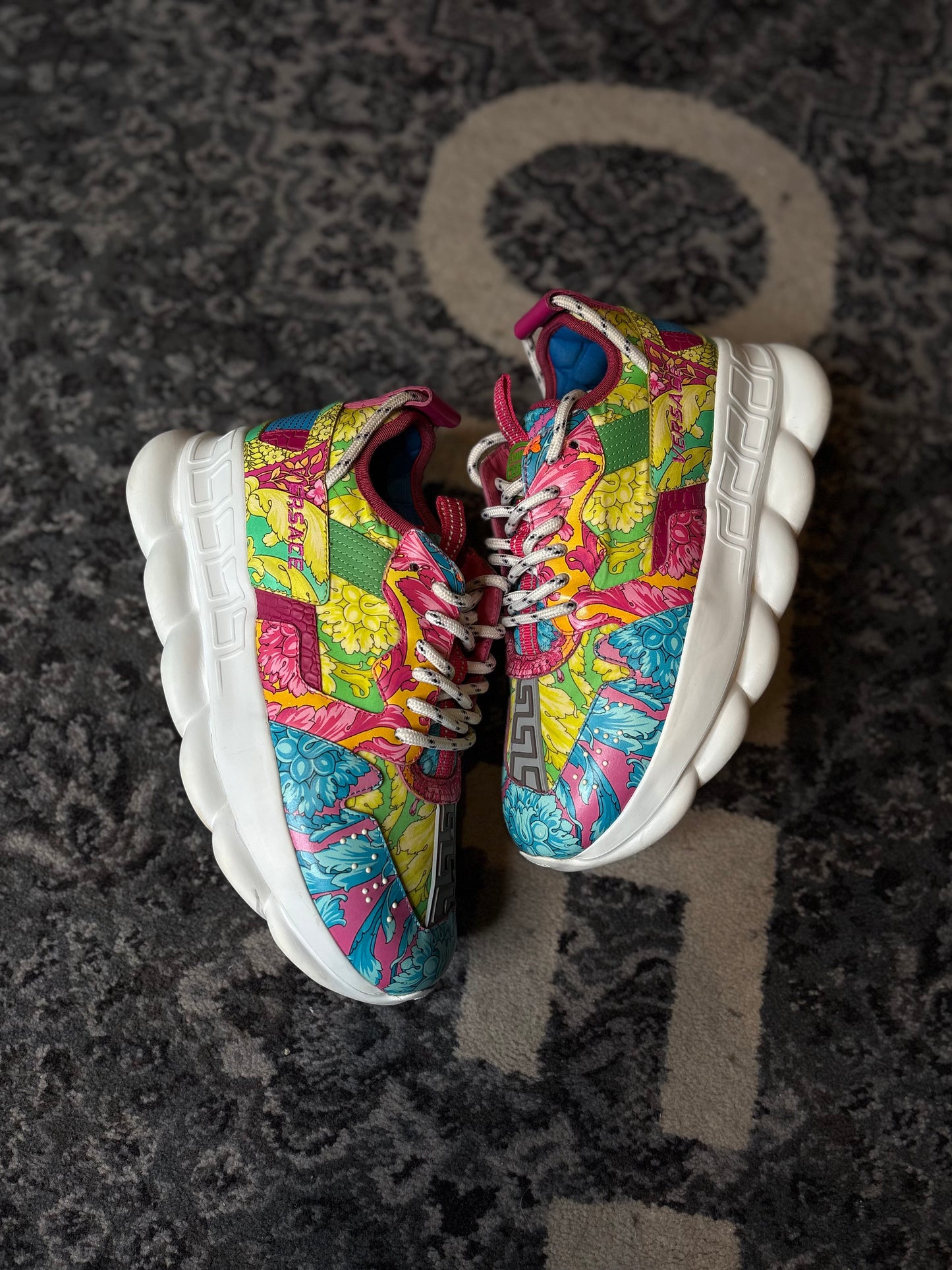 Versace Chain Reaction “Fluo Barocco” Clean Nb Size 7(40 EU)