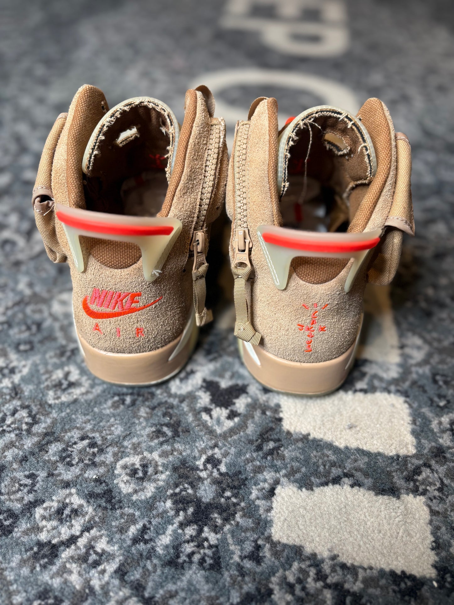 Jordan 6 Retro “Travis Scott British Khaki” CLEAN RB SIZE 12