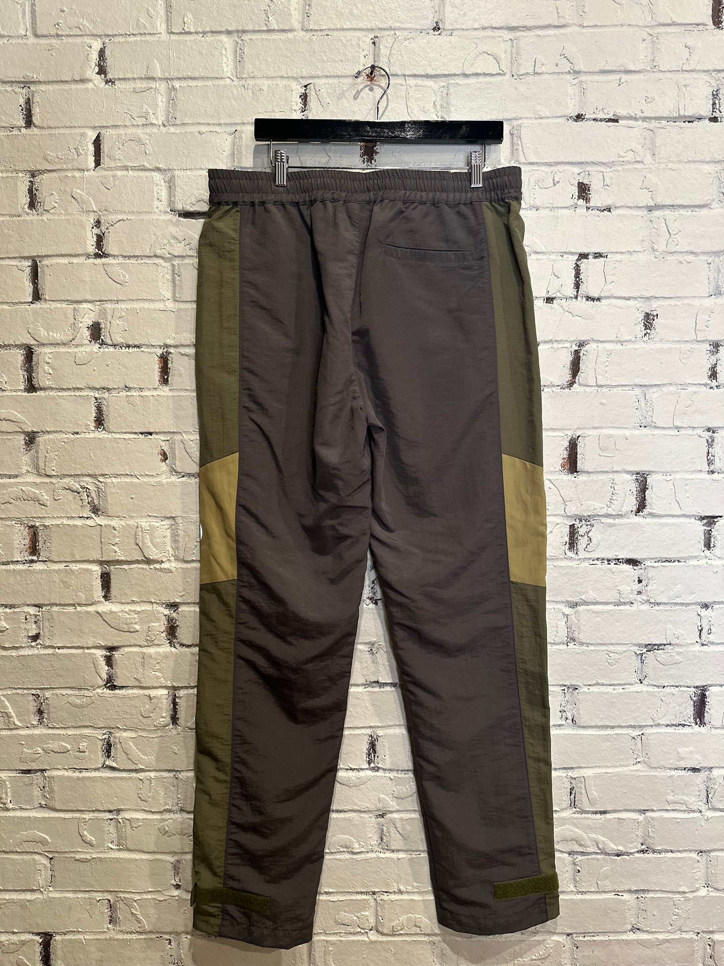 hiddenny Track Pants Brand New sz XL