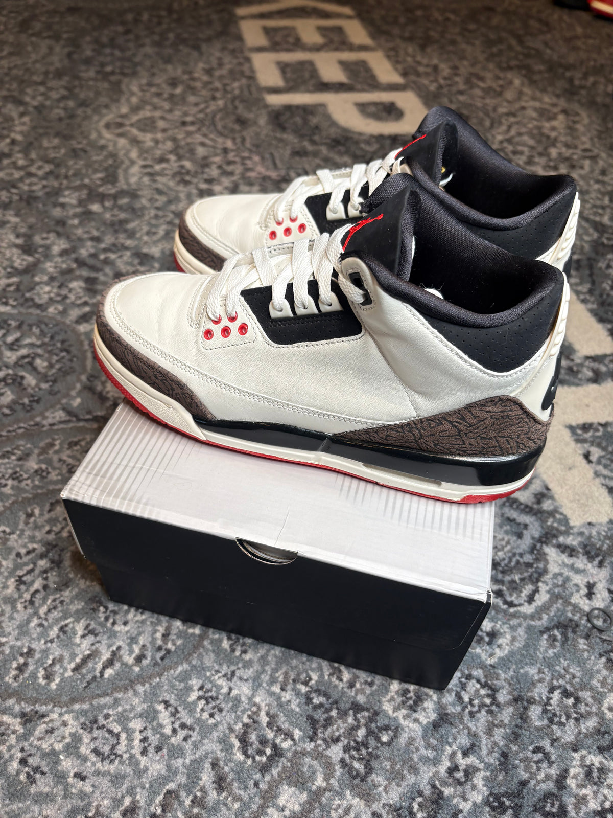 Jordan 3 Retro “Worlds Best Dad” Clean Og Size 7Y