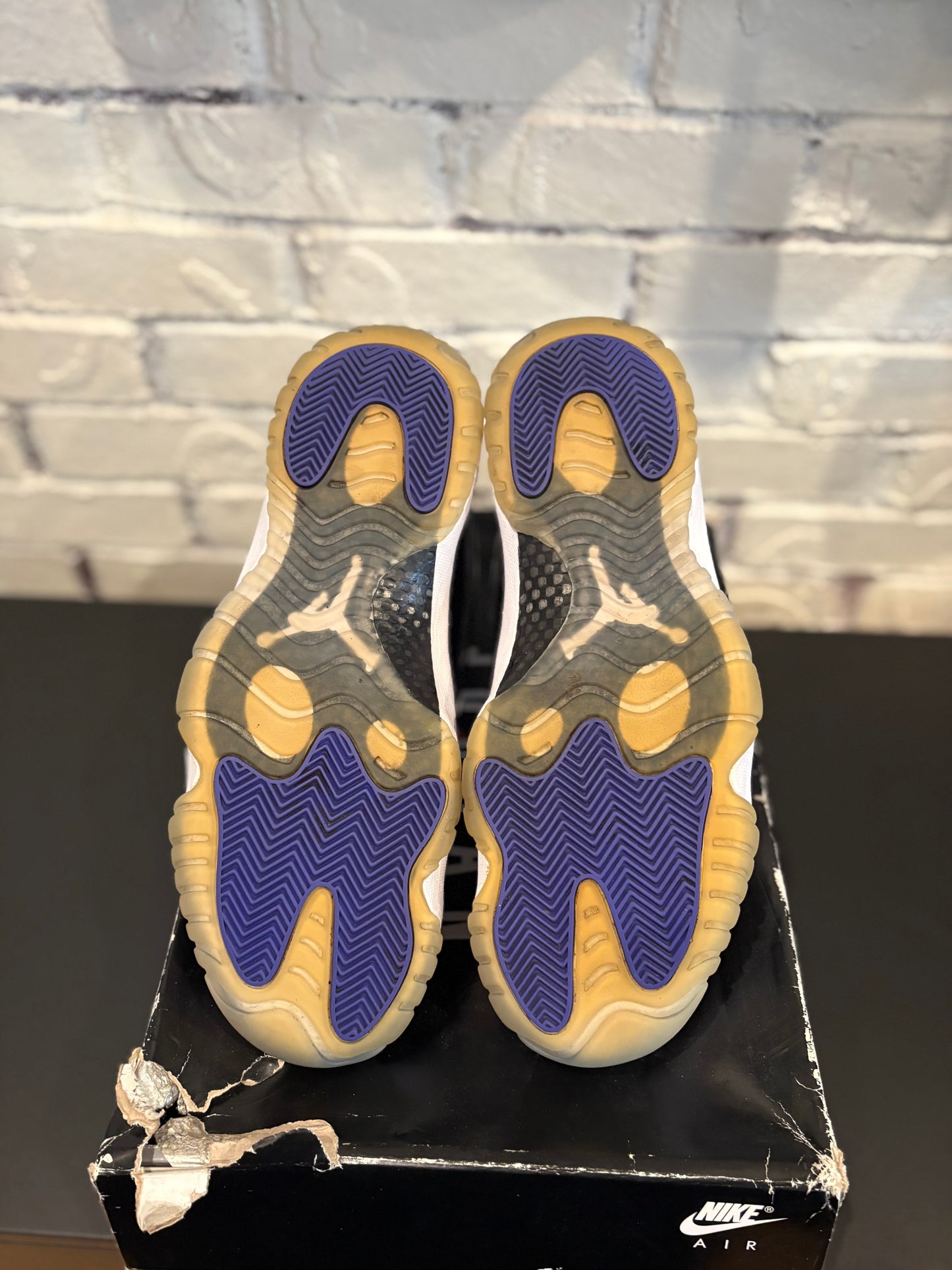 Jordan 11 ‘Concord’ Clean OG All Size 12