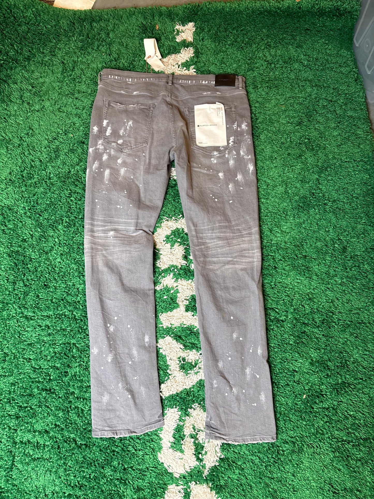 Purple Jeans Gray Distressed Size 40