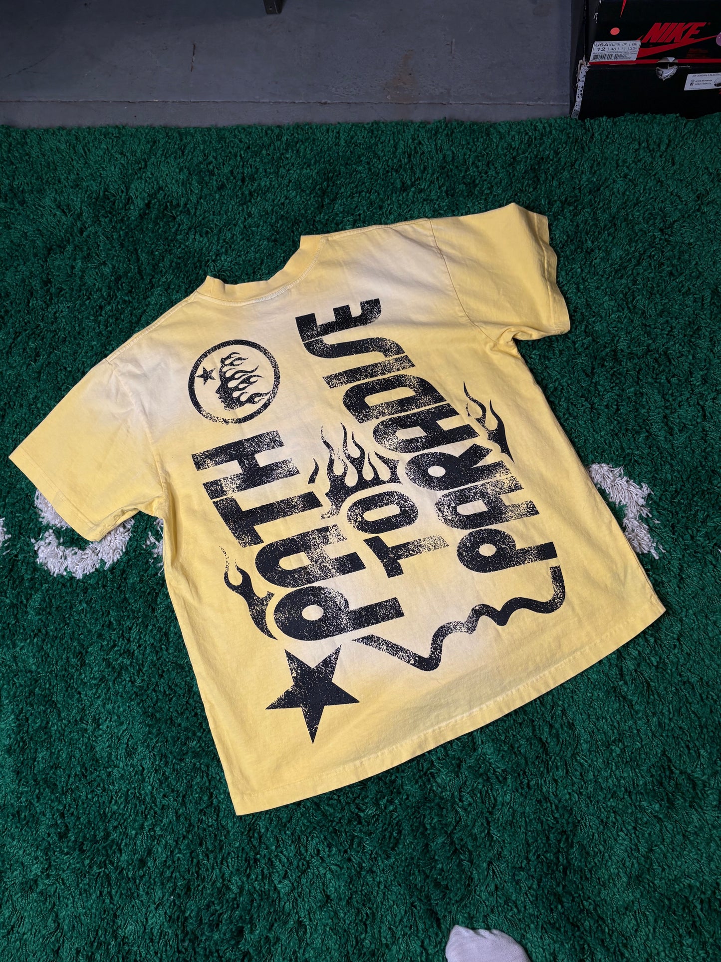 Hellstar Paradise Tee Yellow