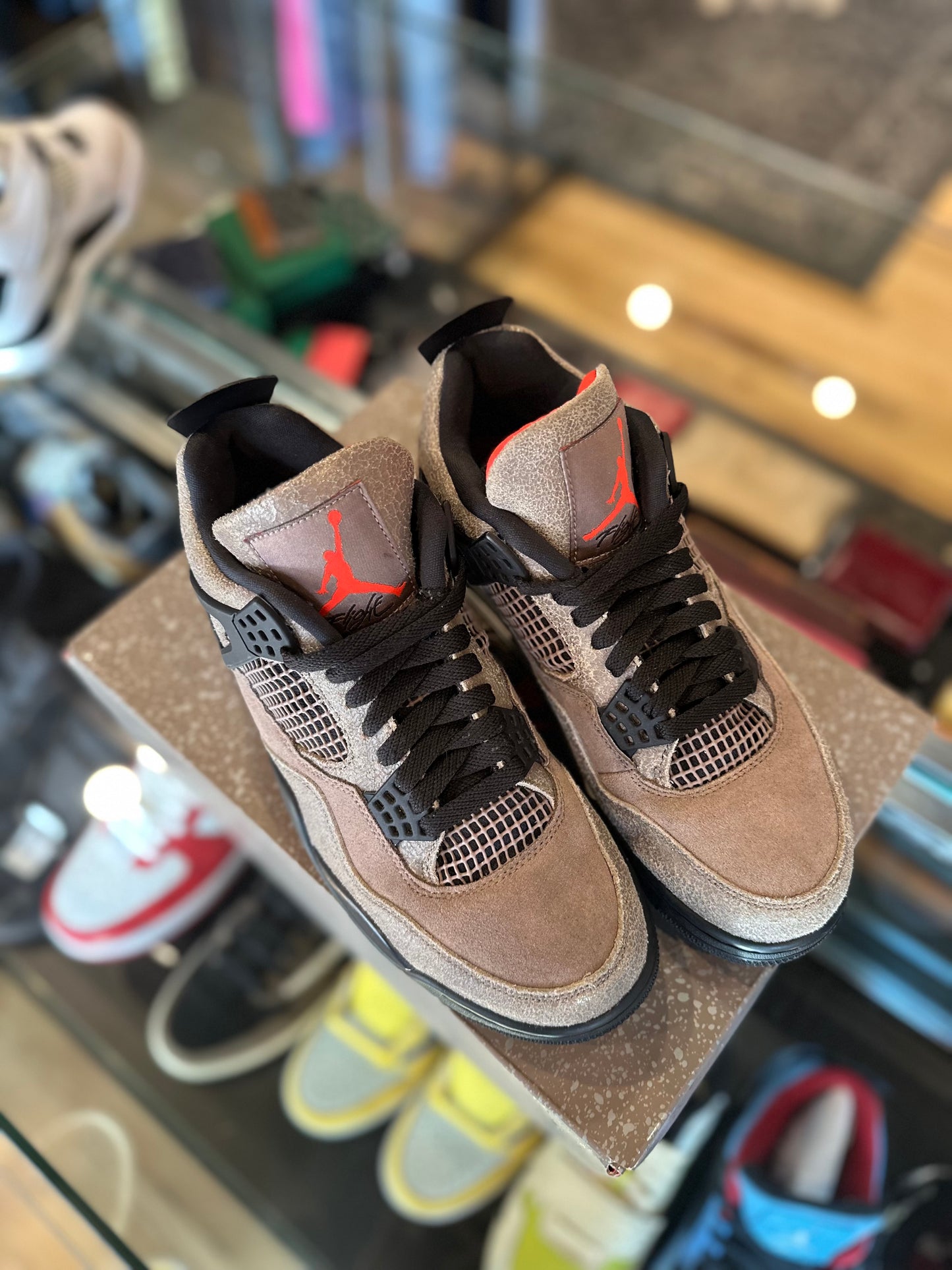 Jordan 4 Retro Taupe Haze Clean OG Size 8.5