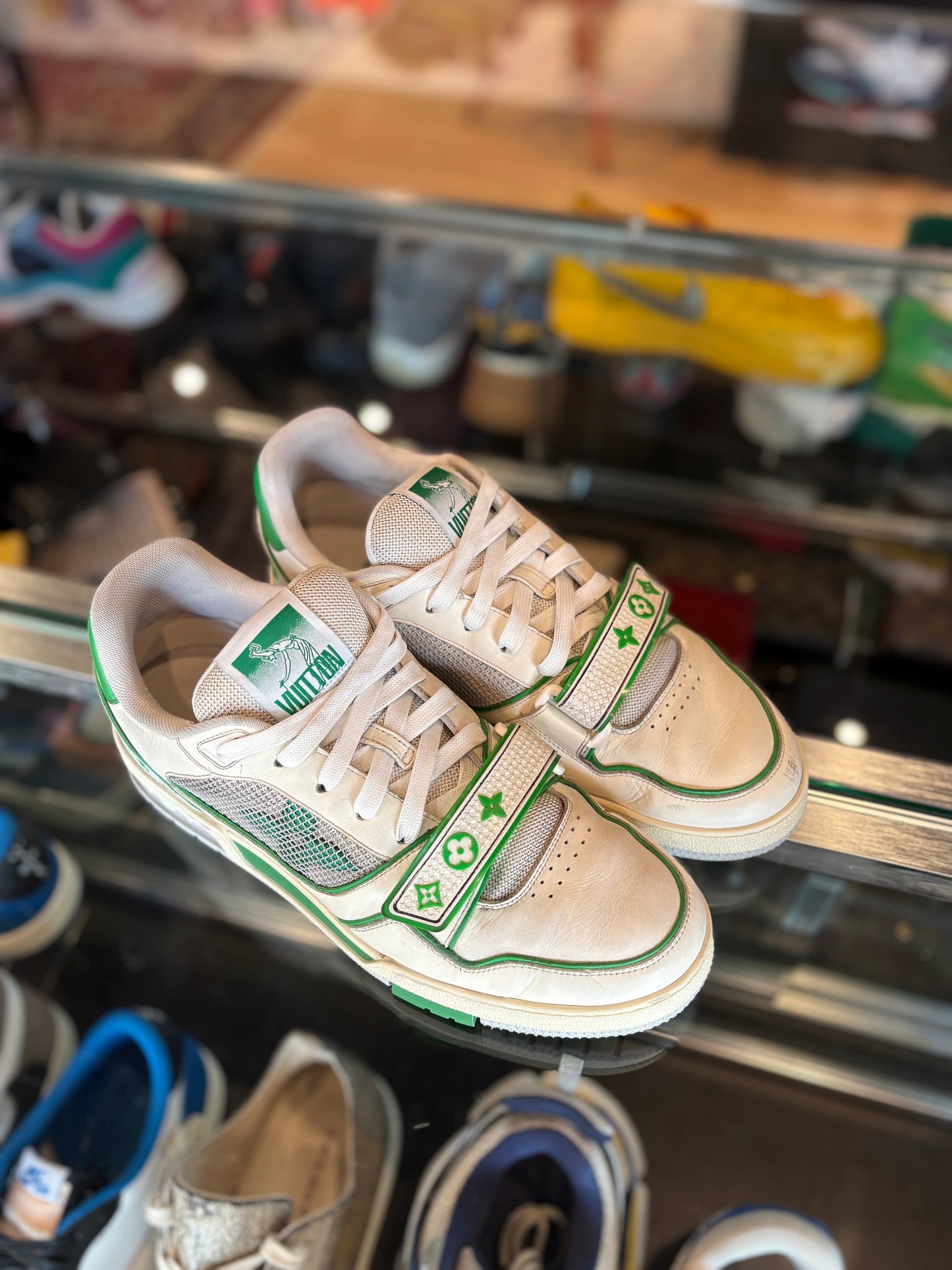 Louis Vuitton Trainer Green/White PO NB Size 9.5