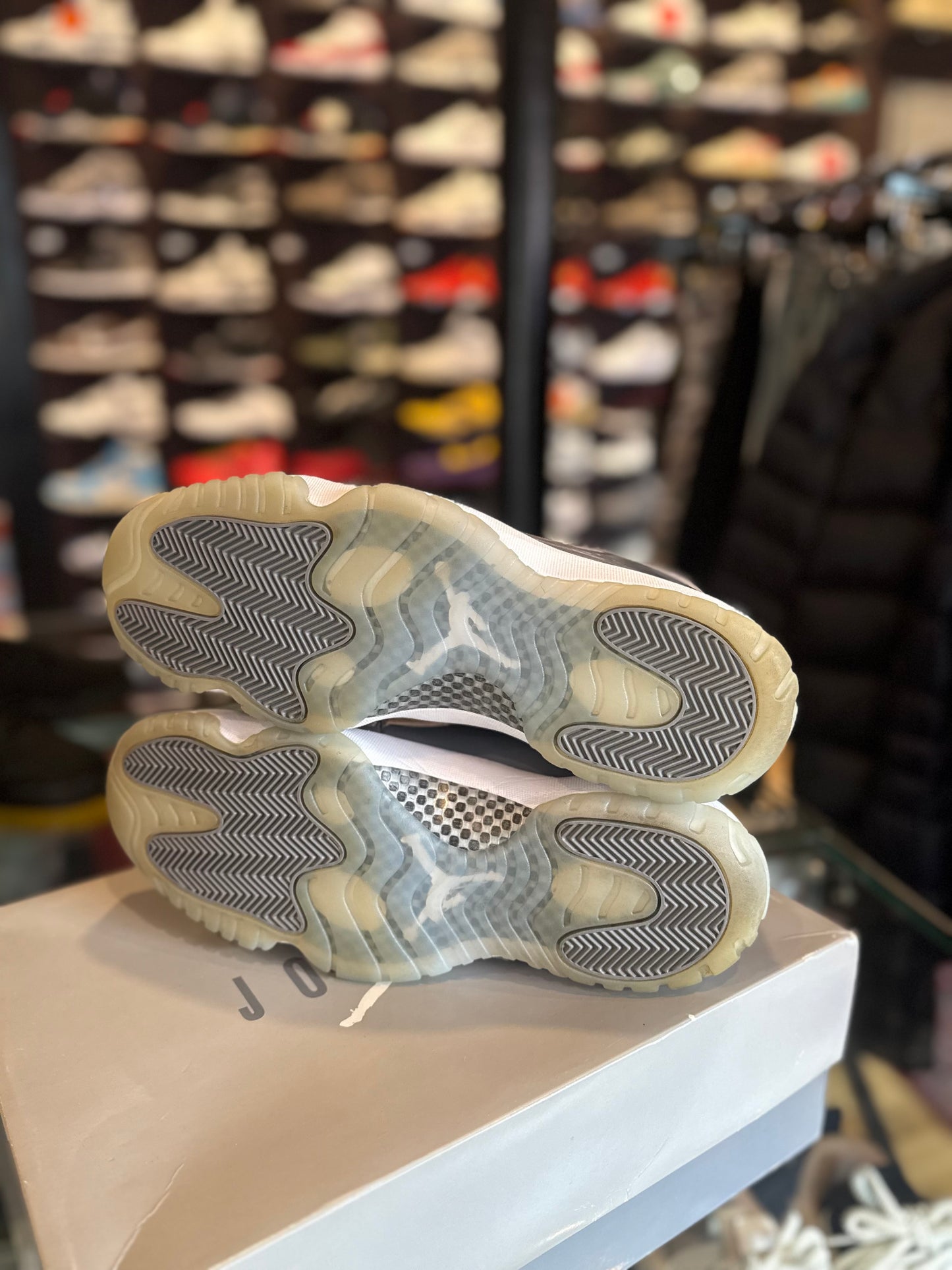 Jordan 11 Cool Grey Clean OG Size 13