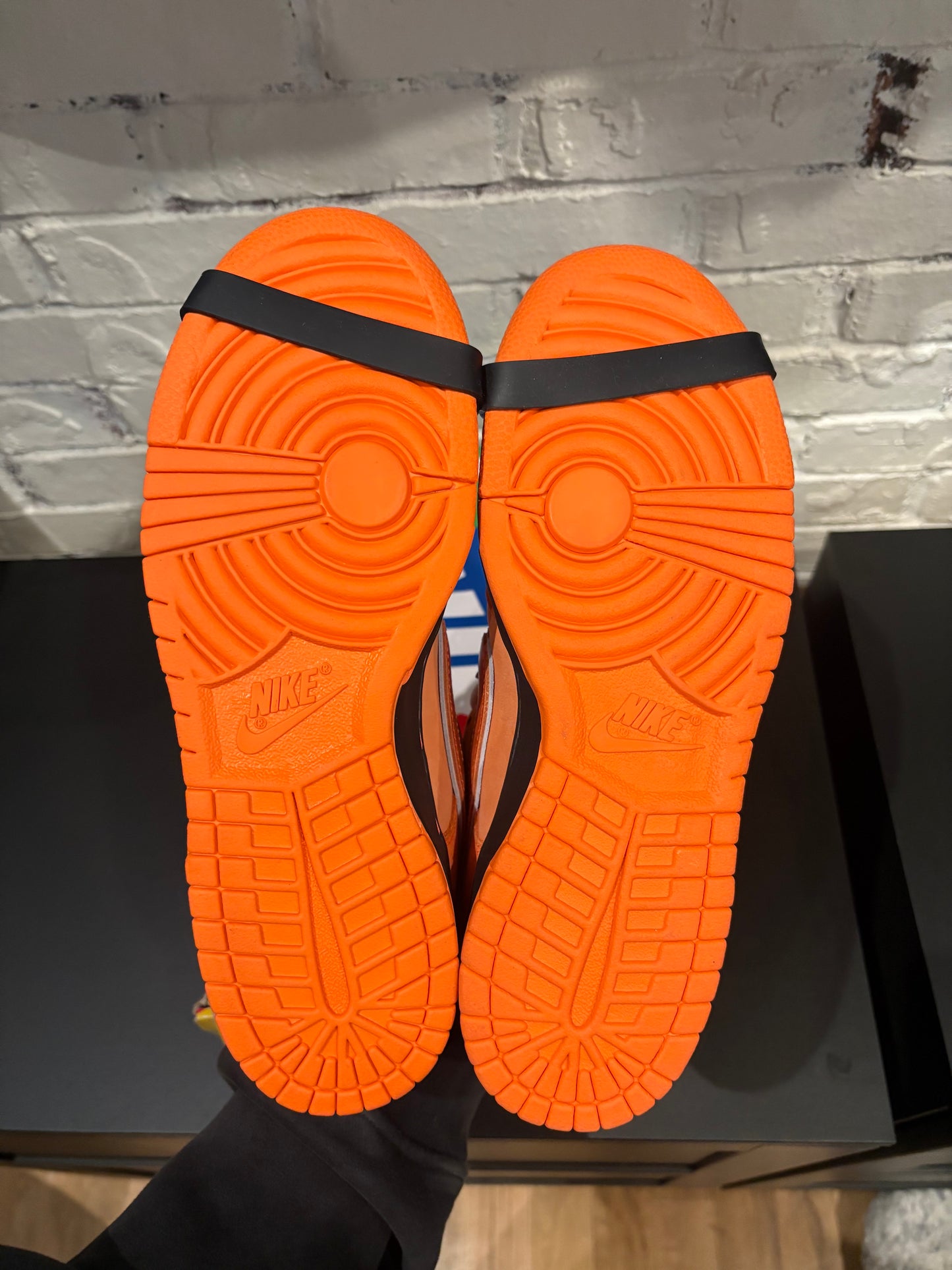 Nike Dunk SB Orange Lobster DS OG ALL Size 9