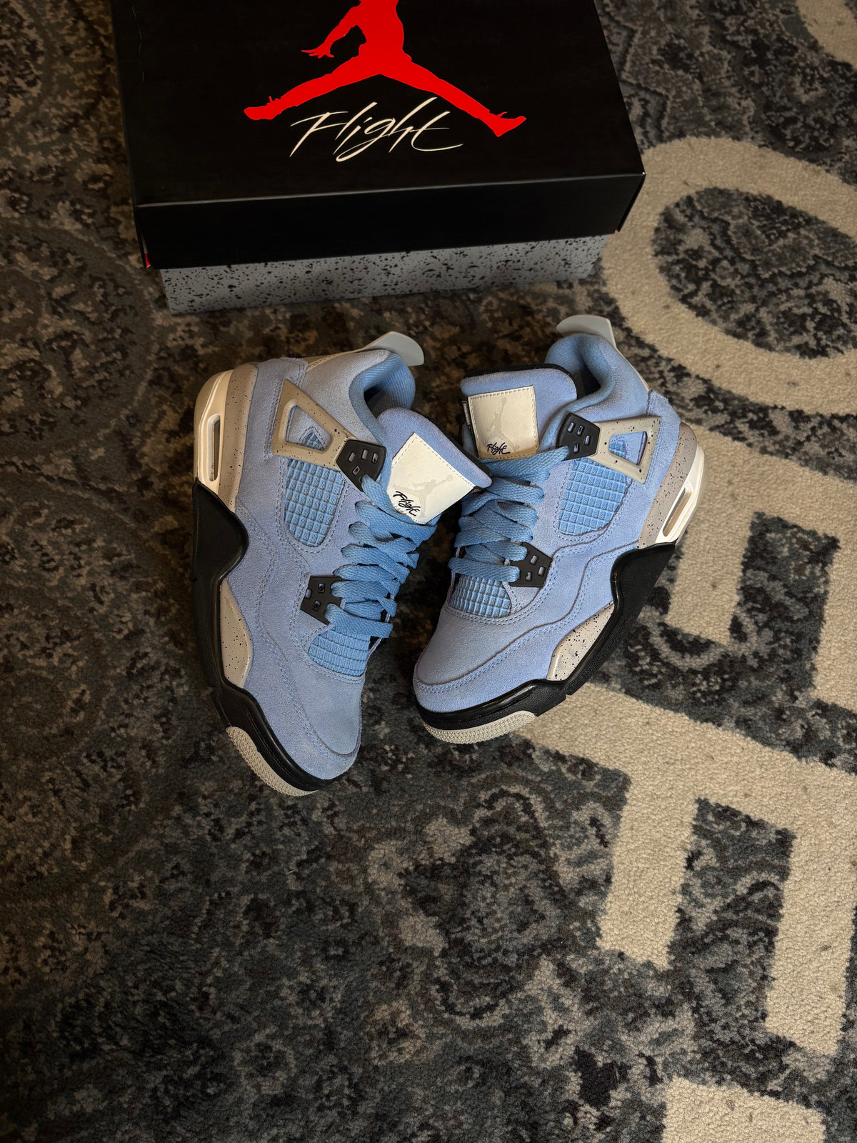 Jordan 4 Retro “Unc” Clean Og Size 4Y