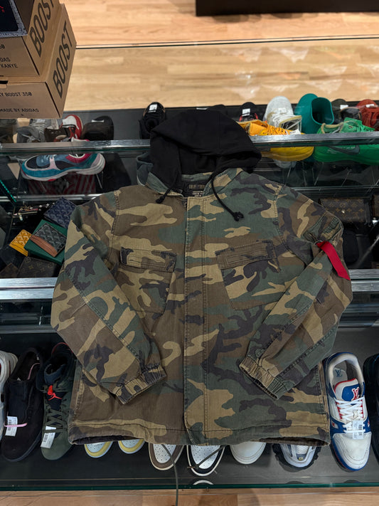 Alpha Industries Camo Jacket Size Large