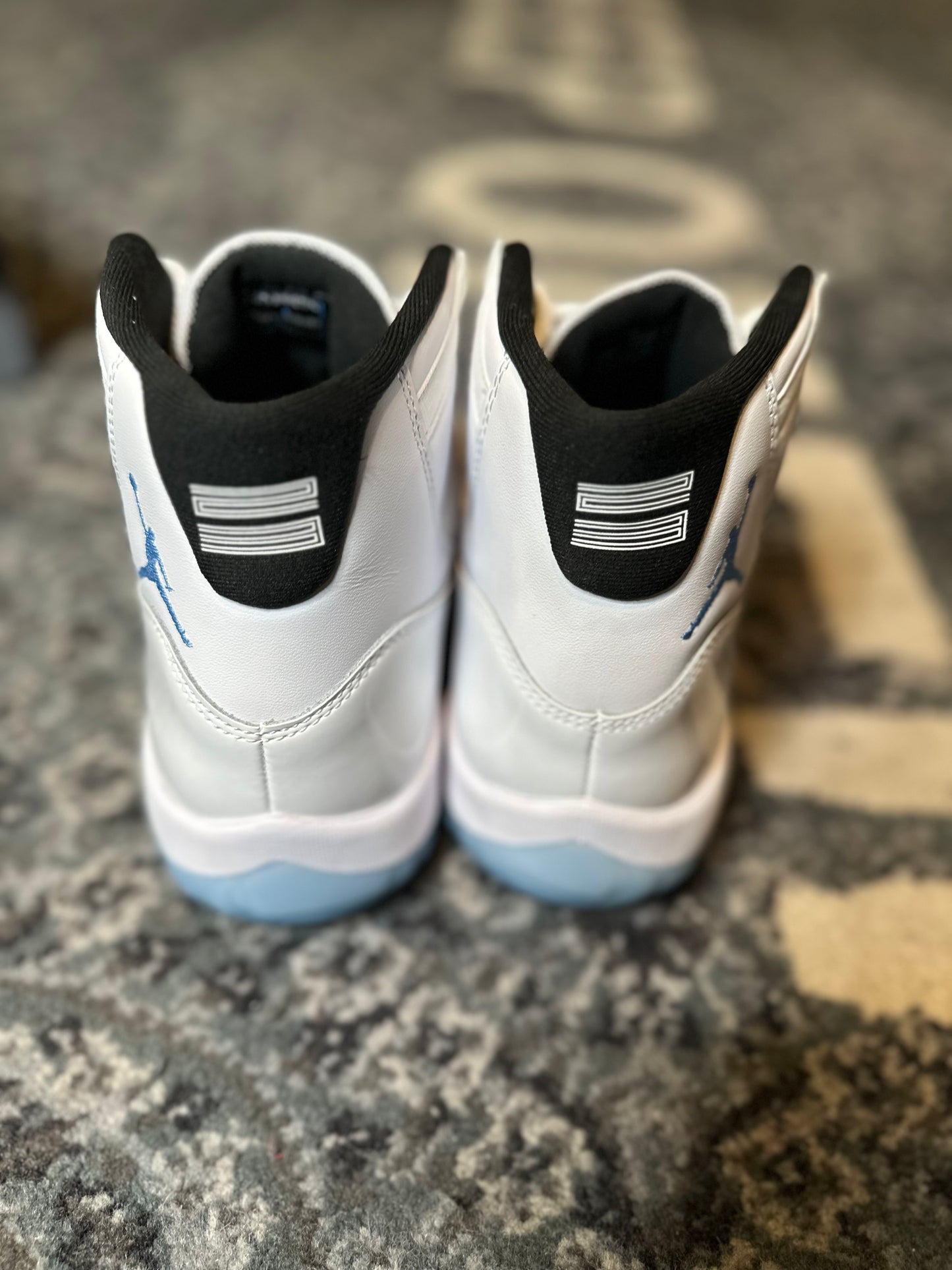 Jordan 11 Retro “Legend Blue” Clean Og Size 10