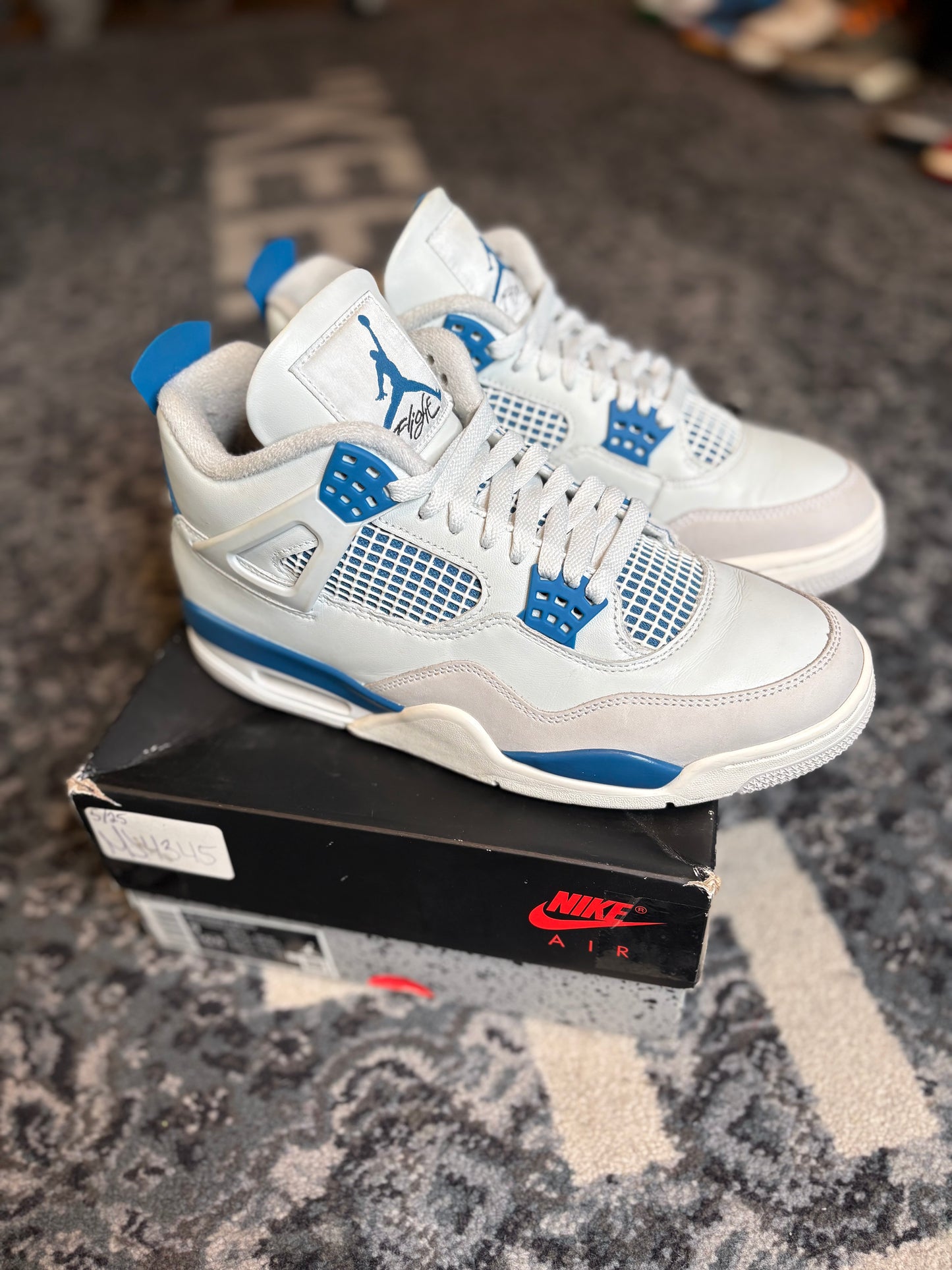 Jordan 4 Retro “Military Blue” Clean Og Size 9