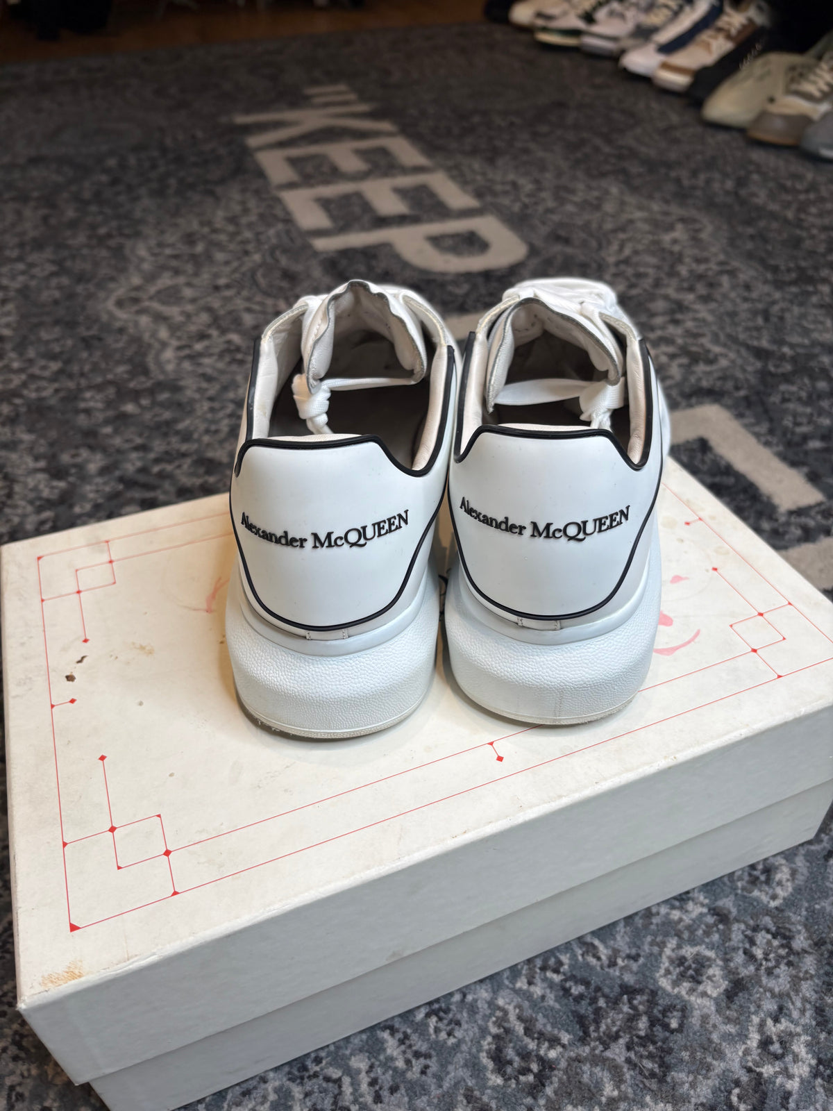 Alexander McQueen Oversized “White Black Trim” Clean Og Size 12(45 EU)