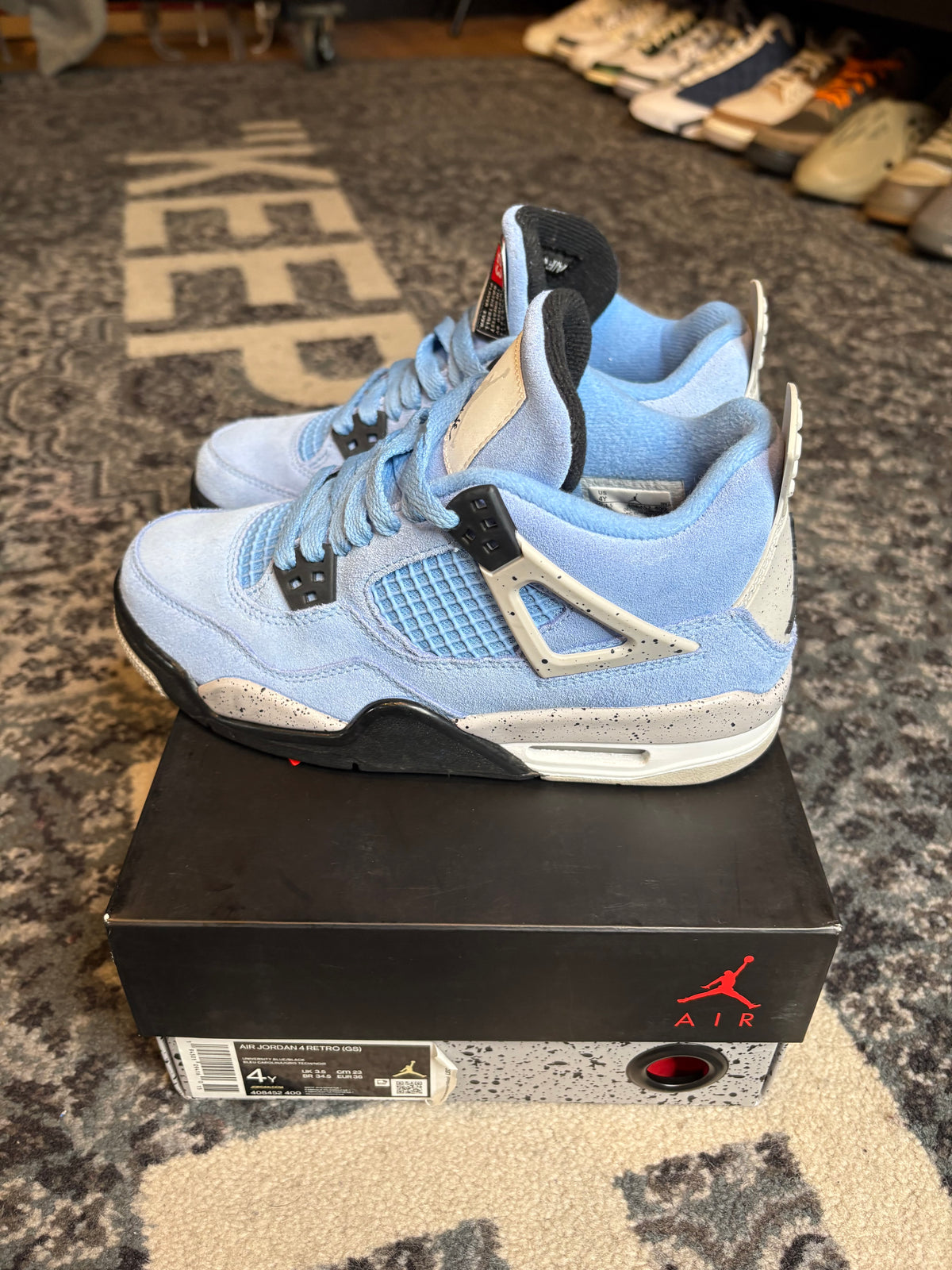 Jordan 4 Retro “Unc” Clean Og Size 4Y