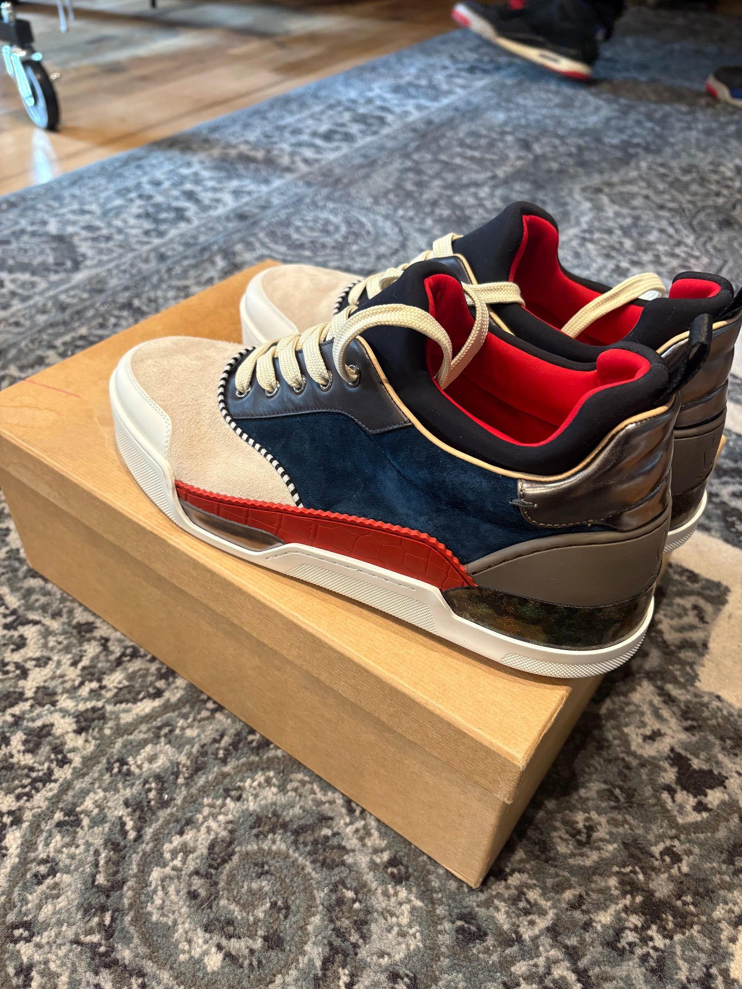 Louboutin Aurelien Flat OG VNDS SIZE 10.5(43.5EU)