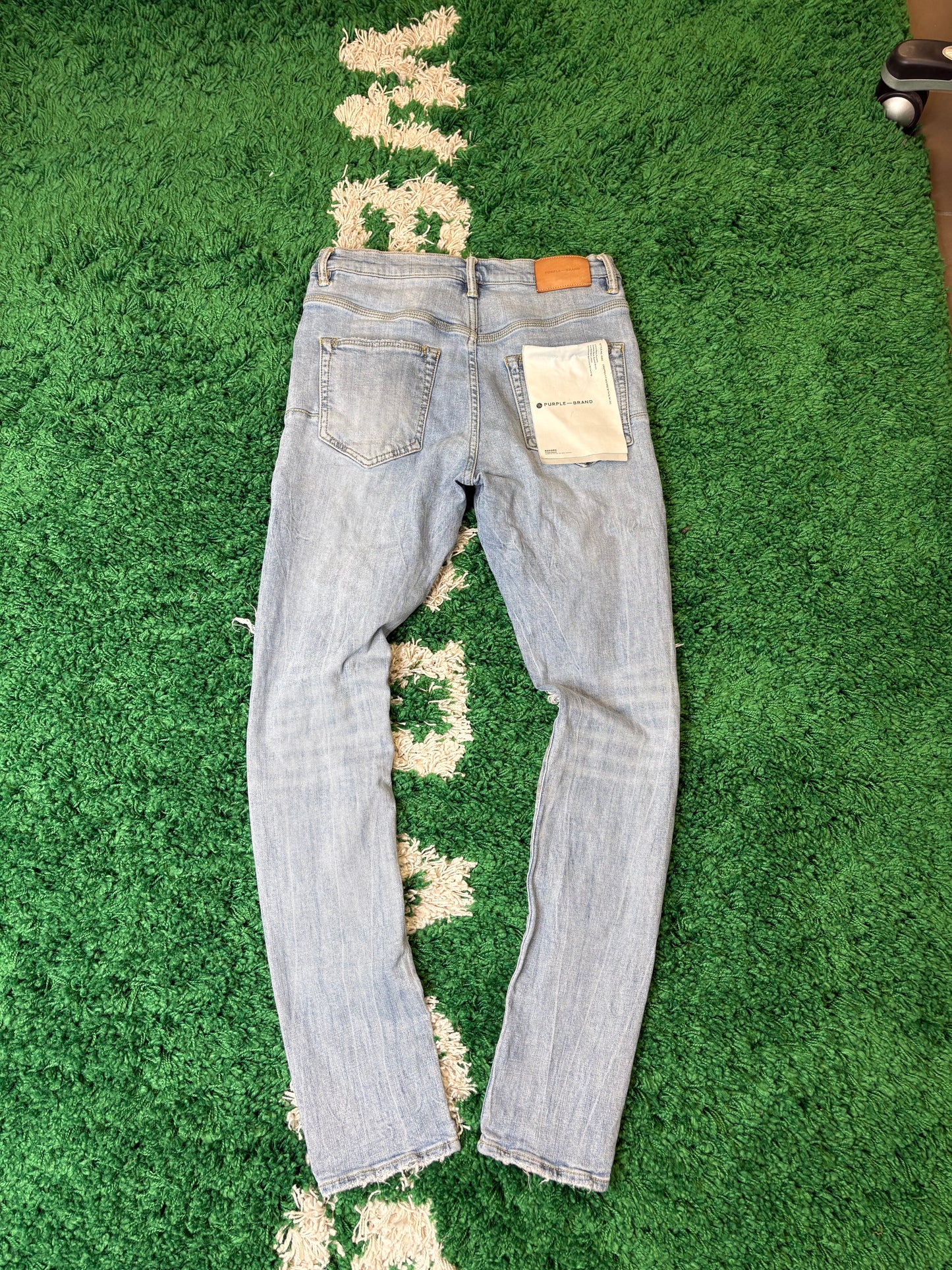 Purple Jeans Light Wash Size 31