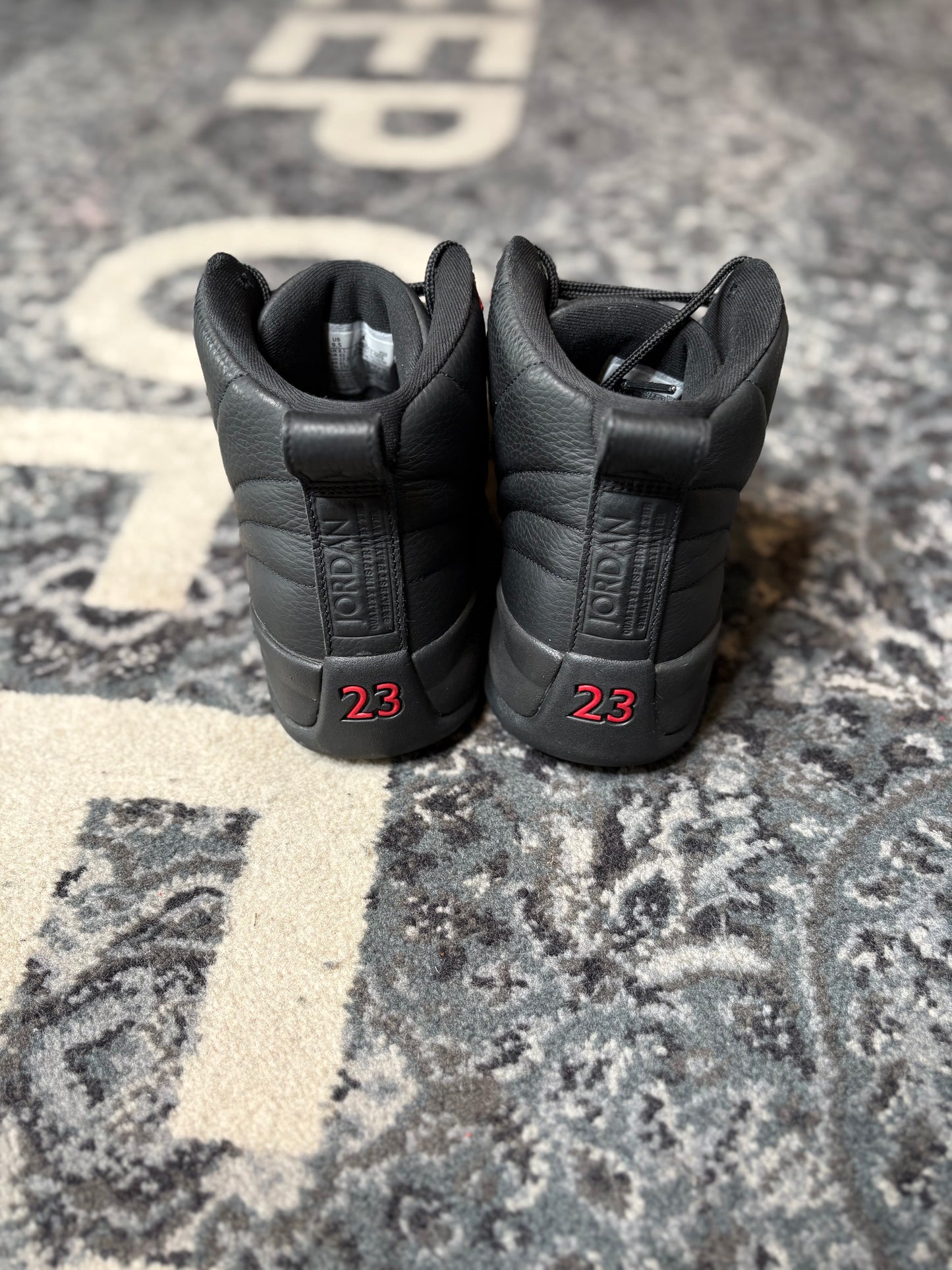 Jordan 12 Retro “Bloodline” Clean Nb Size 9.5