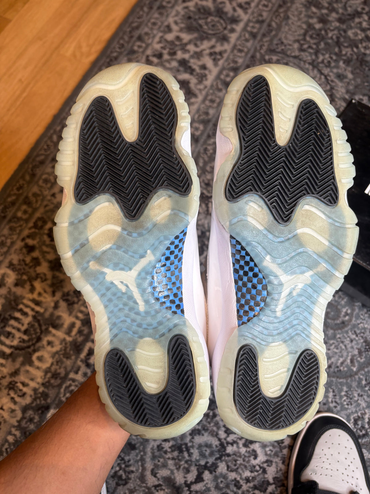 Jordan 11 Retro Low “Legend Blue” Clean Og Size 10