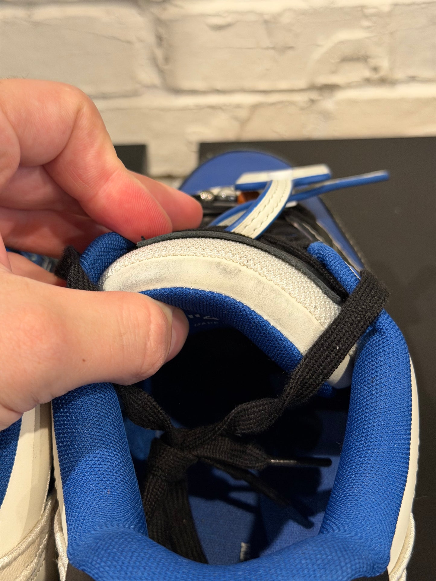 Off-White Out Of Office White/Blue/Black Clean NB Size 44