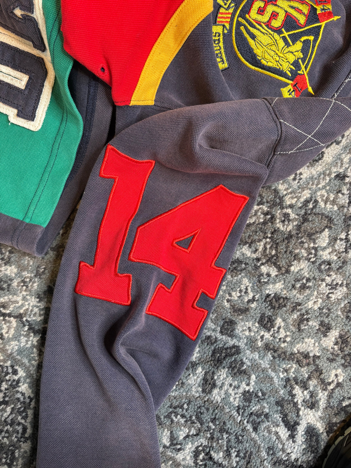 Vale Forever Valley Dreams Rugby Long Sleeve Tee Size Medium