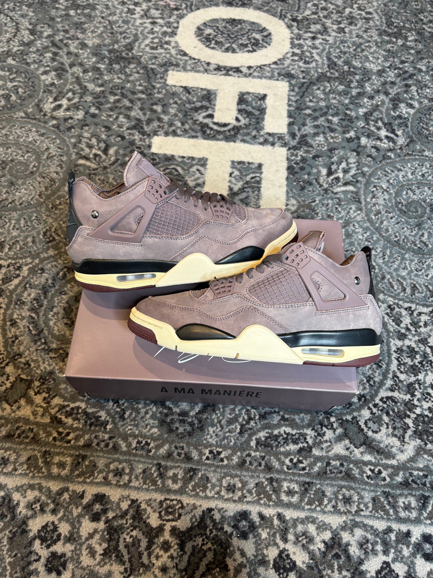 Jordan 4 Retro “A Ma Maniere Ore” CLEAN OG SIZE 8.5