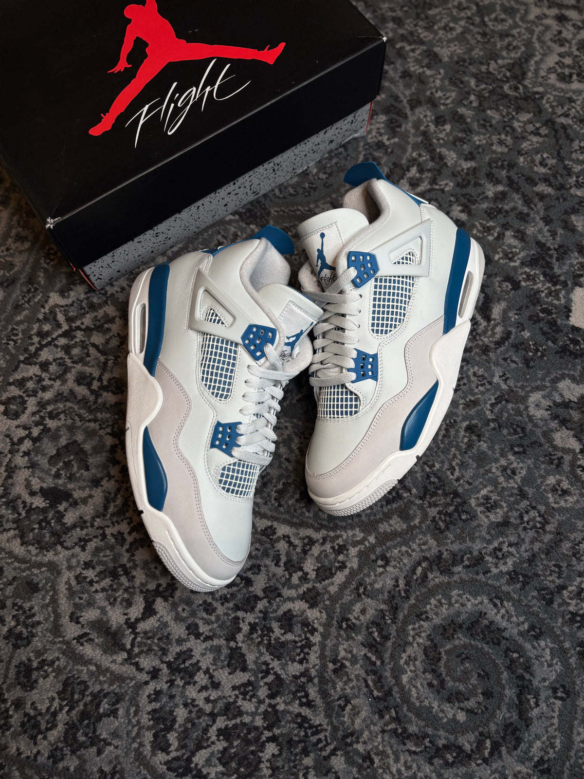 Jordan 4 Retro “Military Blue” Clean Og Size 10.5