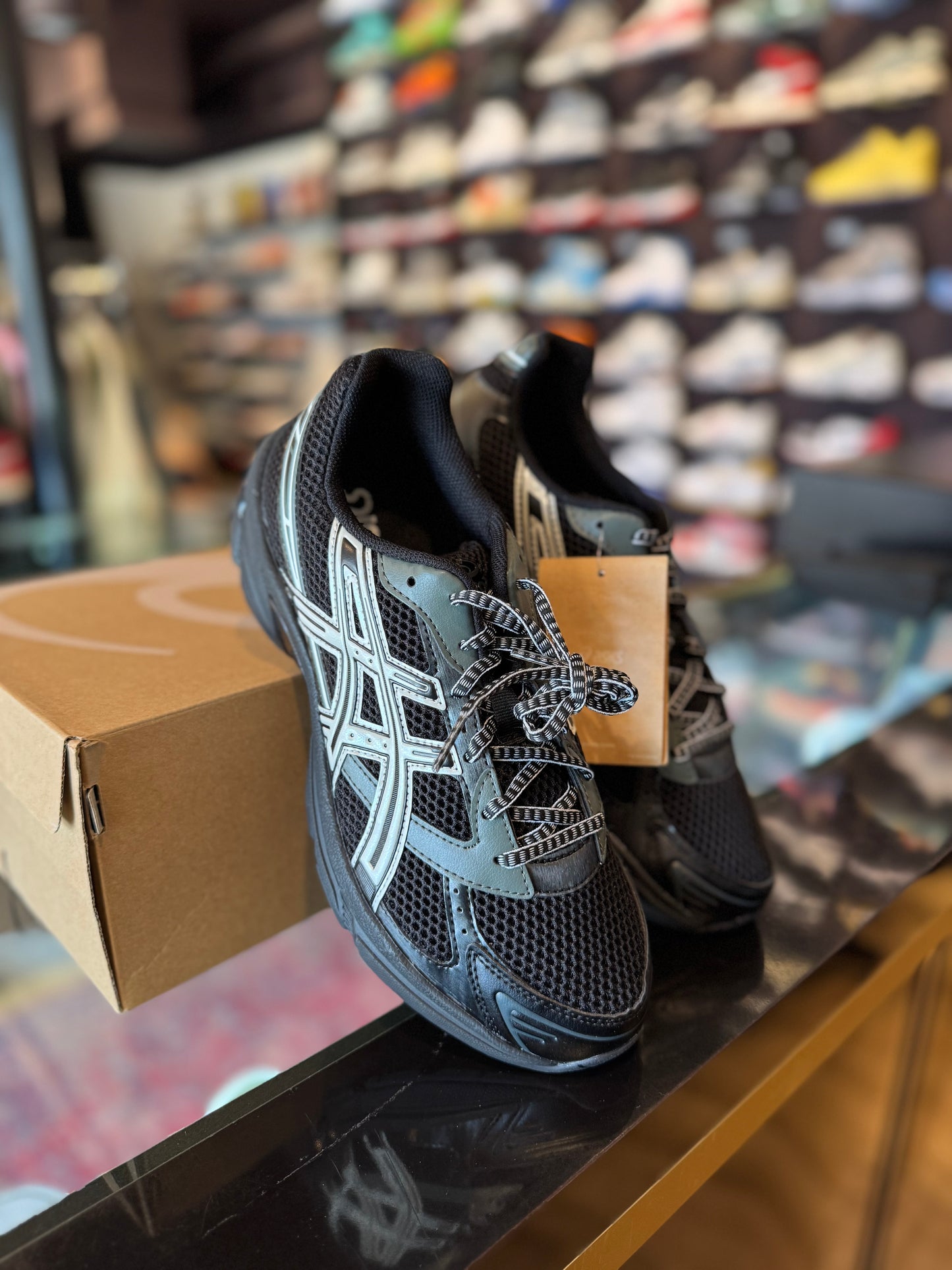 ASICS Gel 1130 Black / Glacier Grey (sizes 9 & 9.5)
