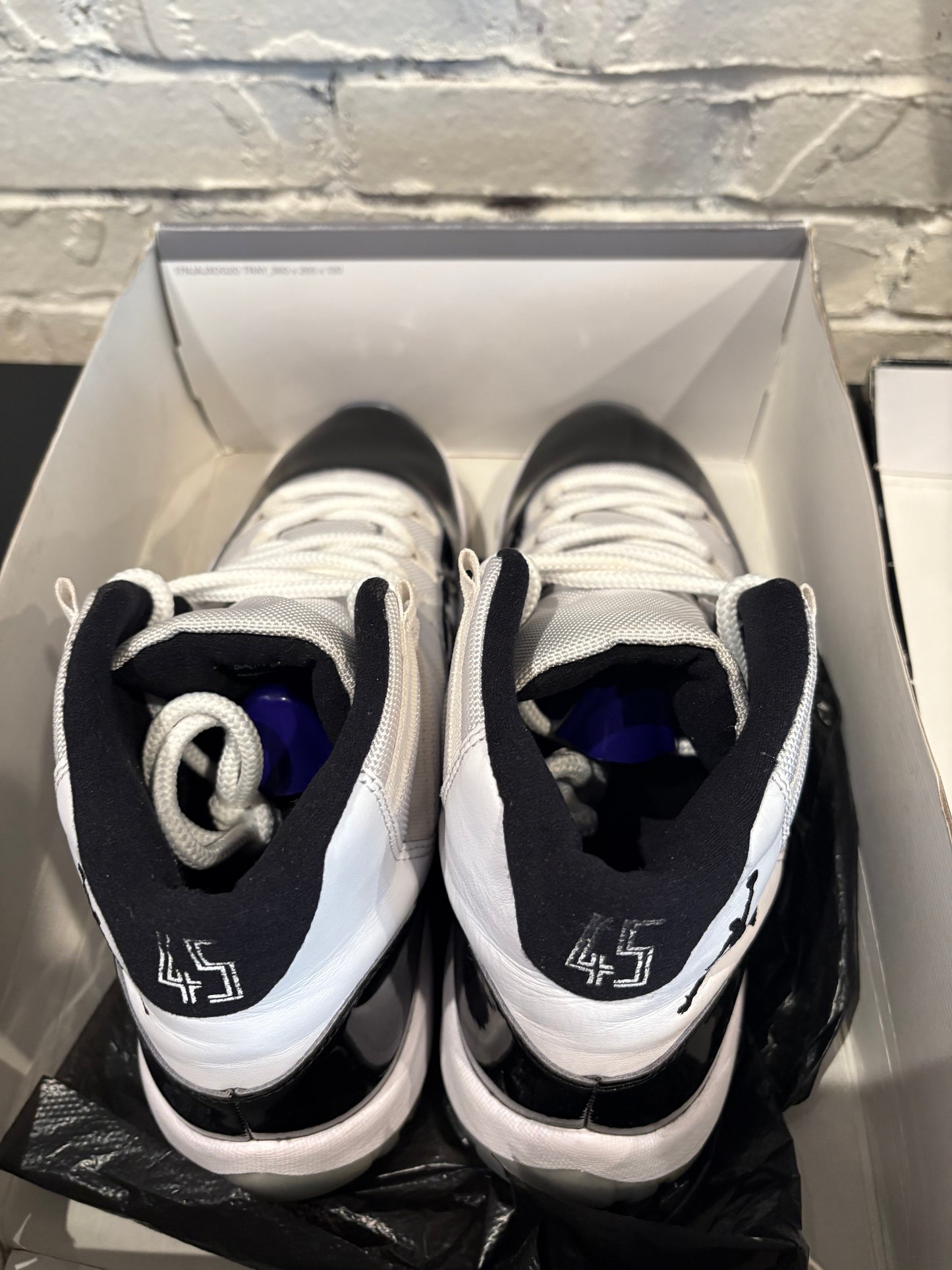 Jordan 11 ‘Concord’ Clean OG All Size 12
