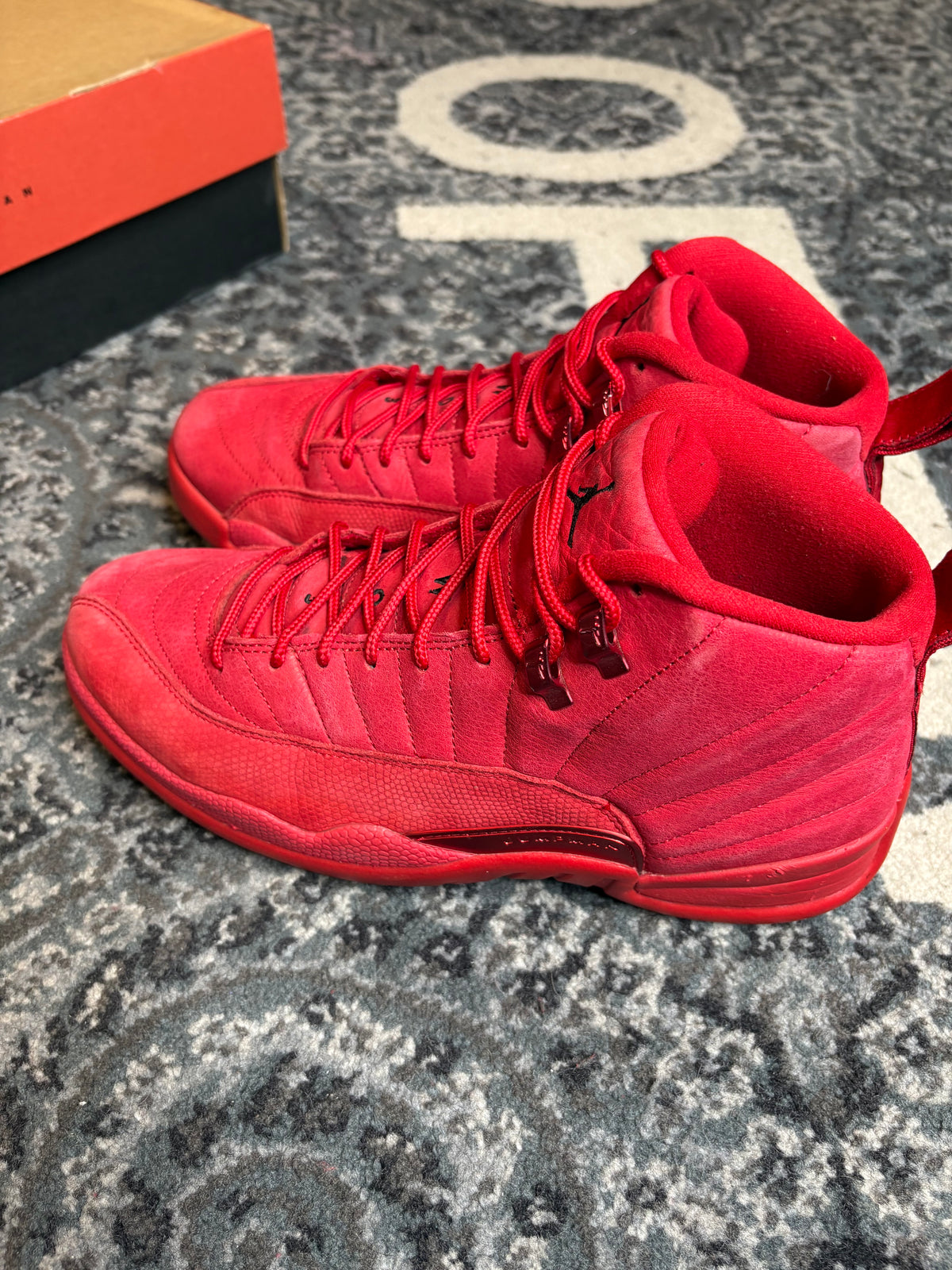 Jordan 12 Retro “Gym Red” Clean Og Size 10