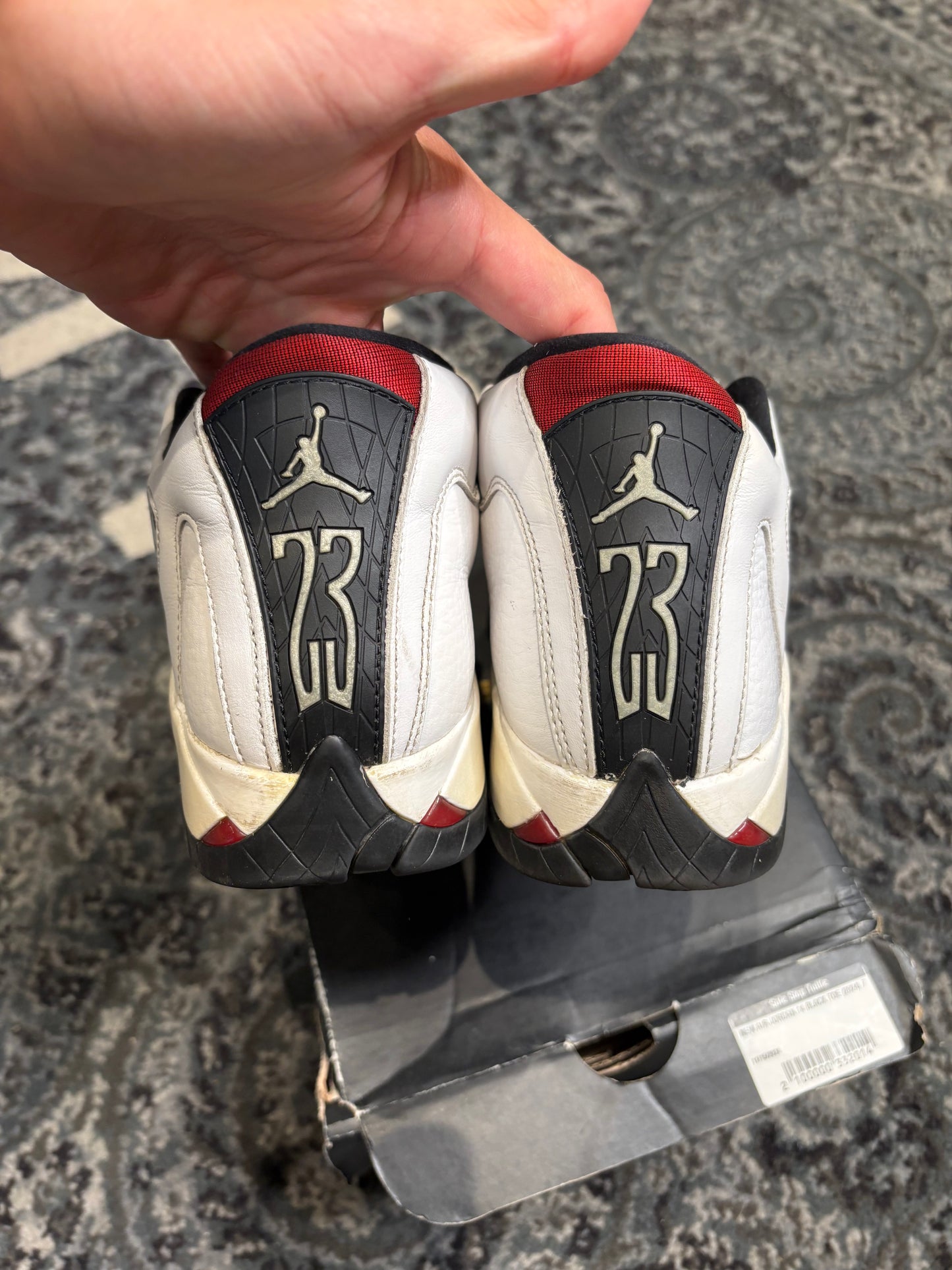 Jordan 14 Retro Black Toe PO Size 7y