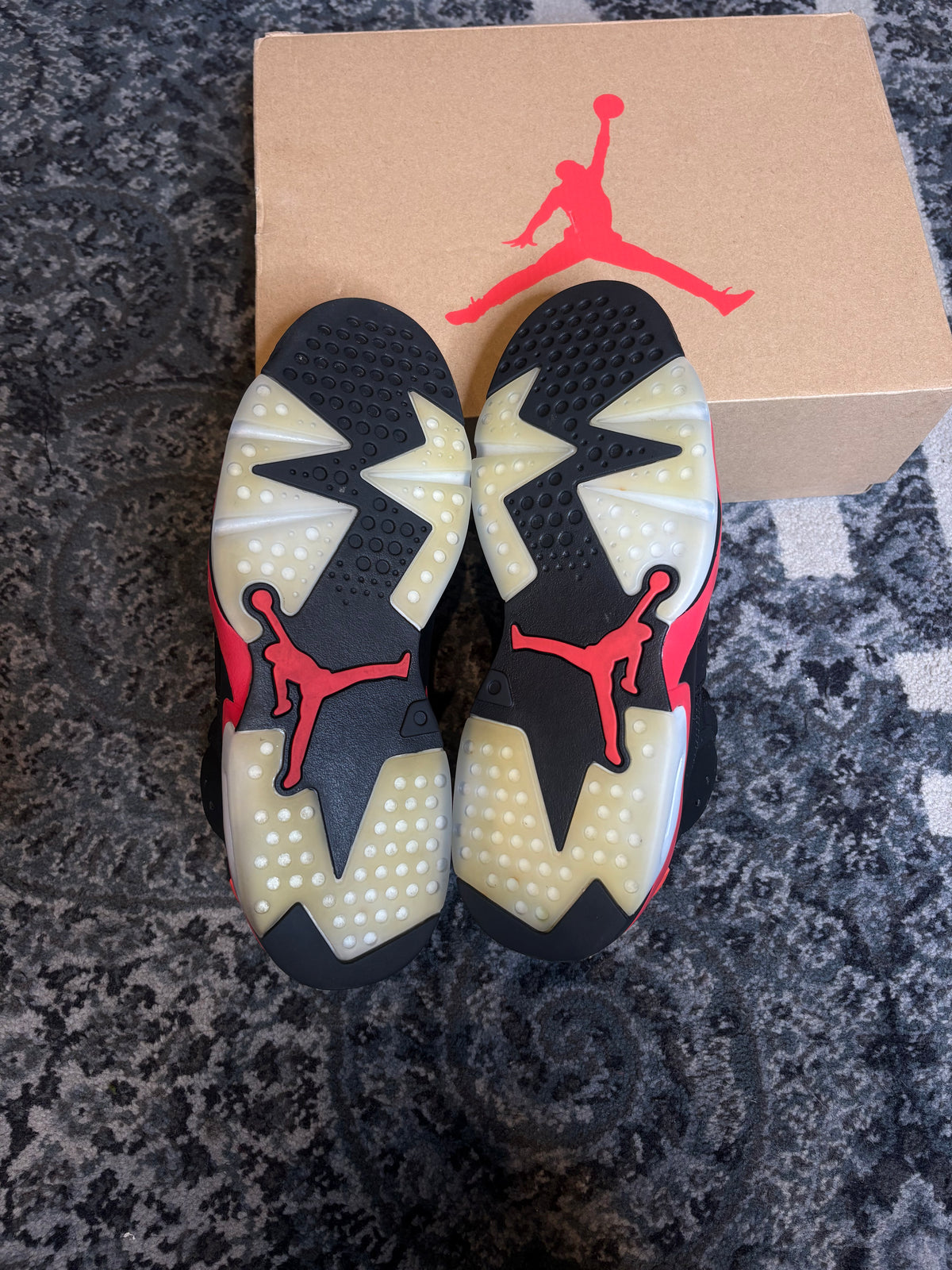 Jordan 6 Retro “Infrared SalesMan” Clean Og Size 10