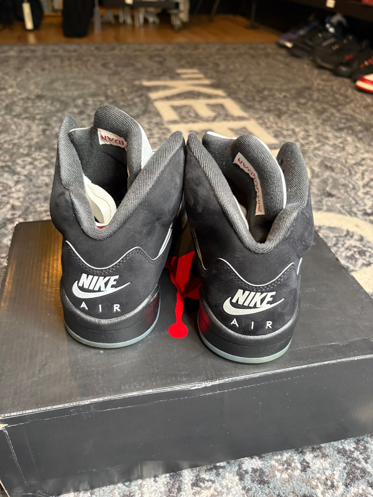 Jordan 5 Retro “Black Metallic” Clean Og Size 10