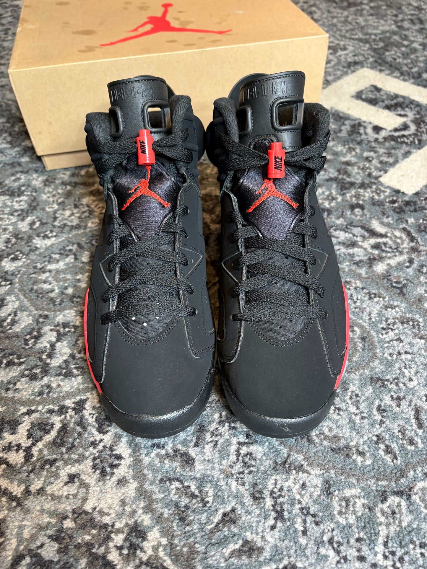 Jordan 6 Retro “Infrared SalesMan” Clean Og Size 10