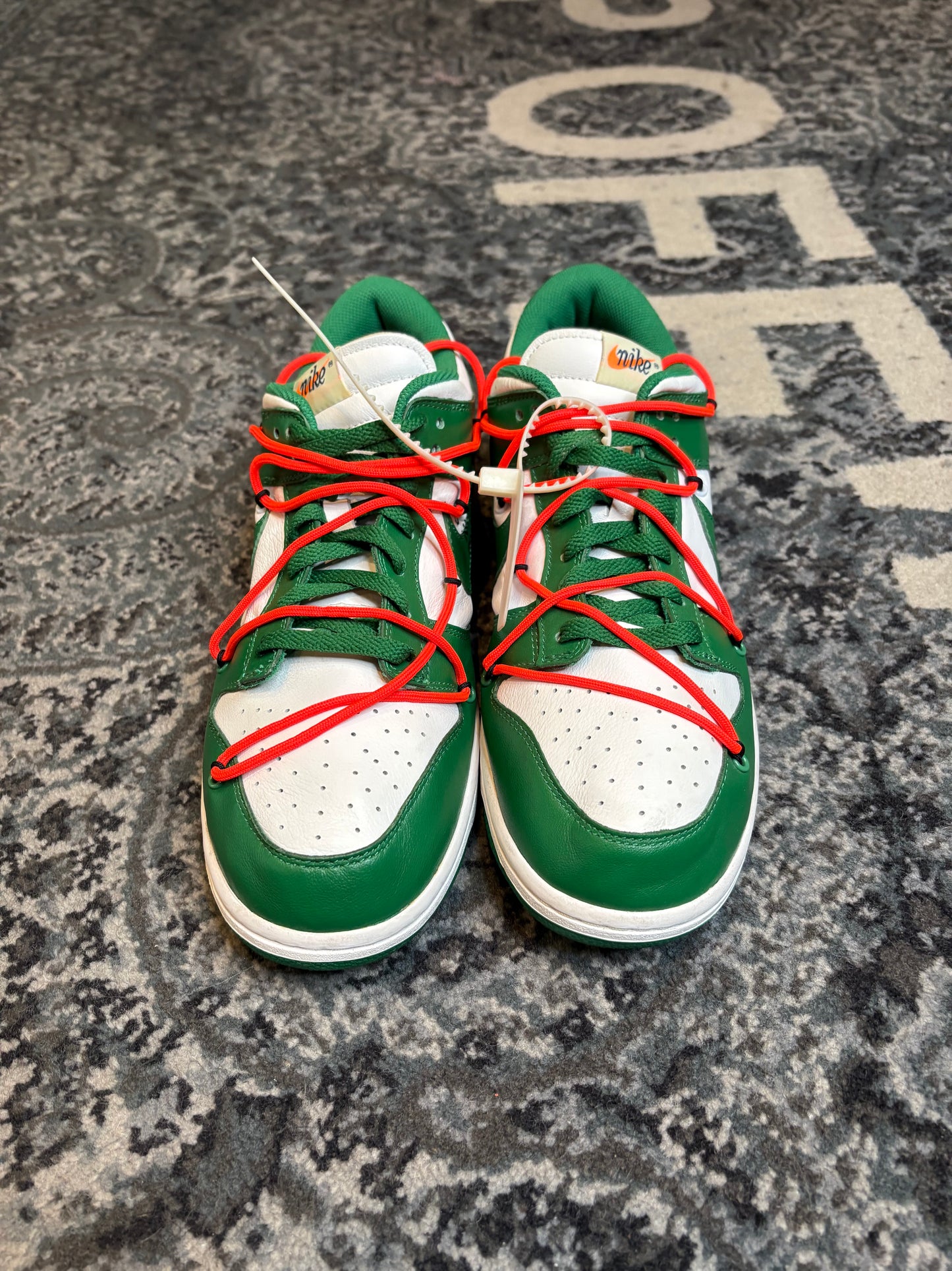 Nike Dunk Low “Off-White Pine Green” Clean Rb Size 11.5