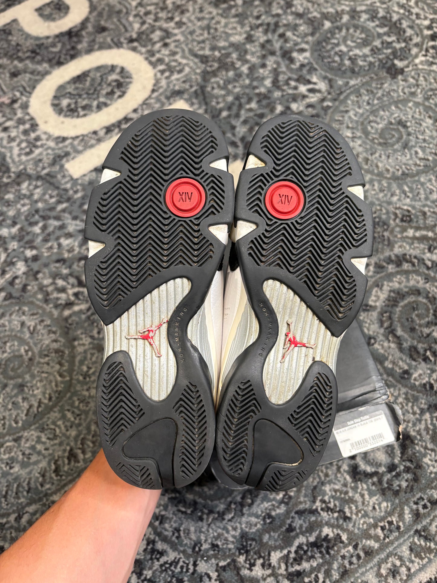 Jordan 14 Retro Black Toe PO Size 7y