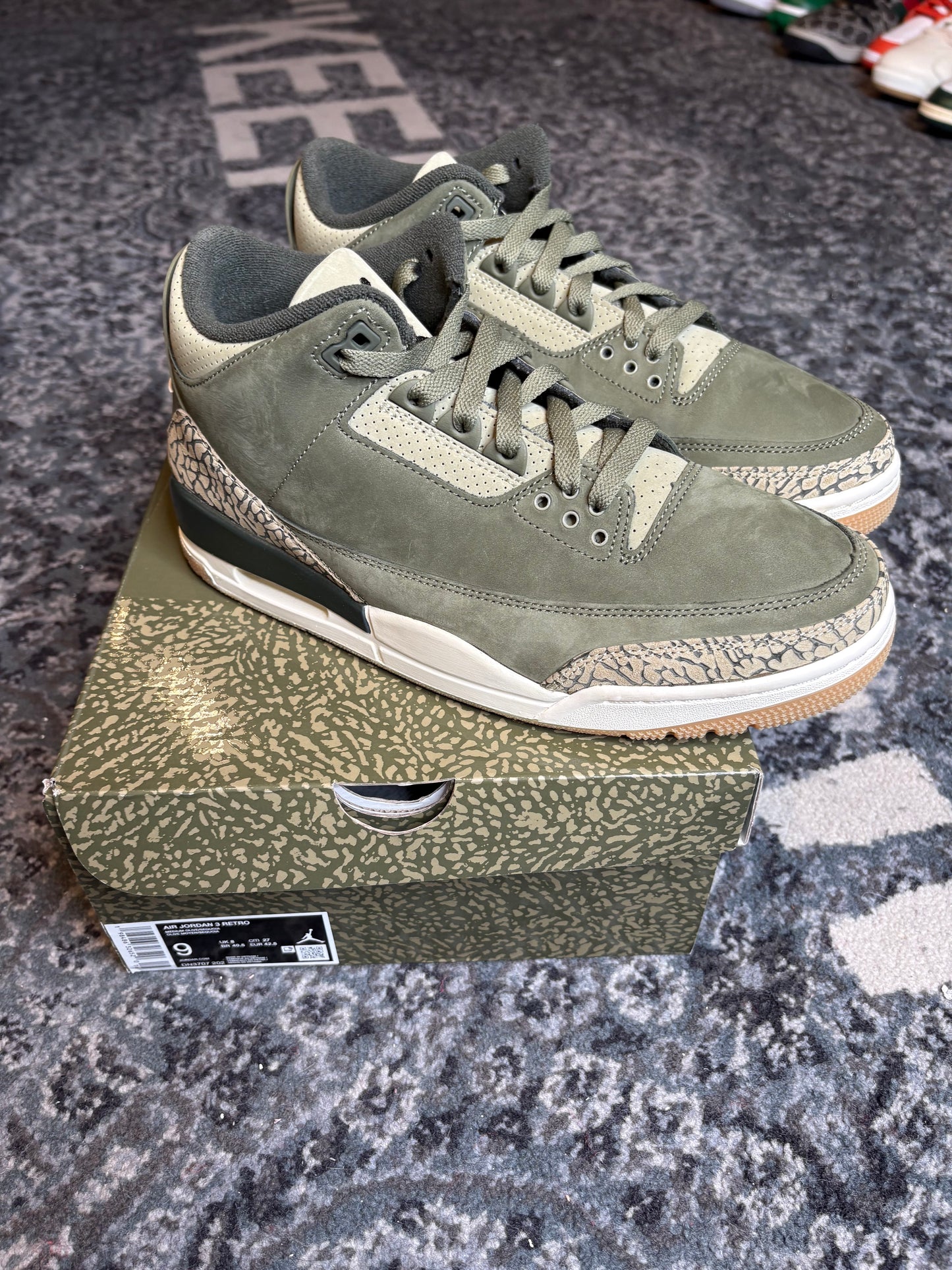 Jordan 3 Retro “Family Affair” Clean Og Size 9