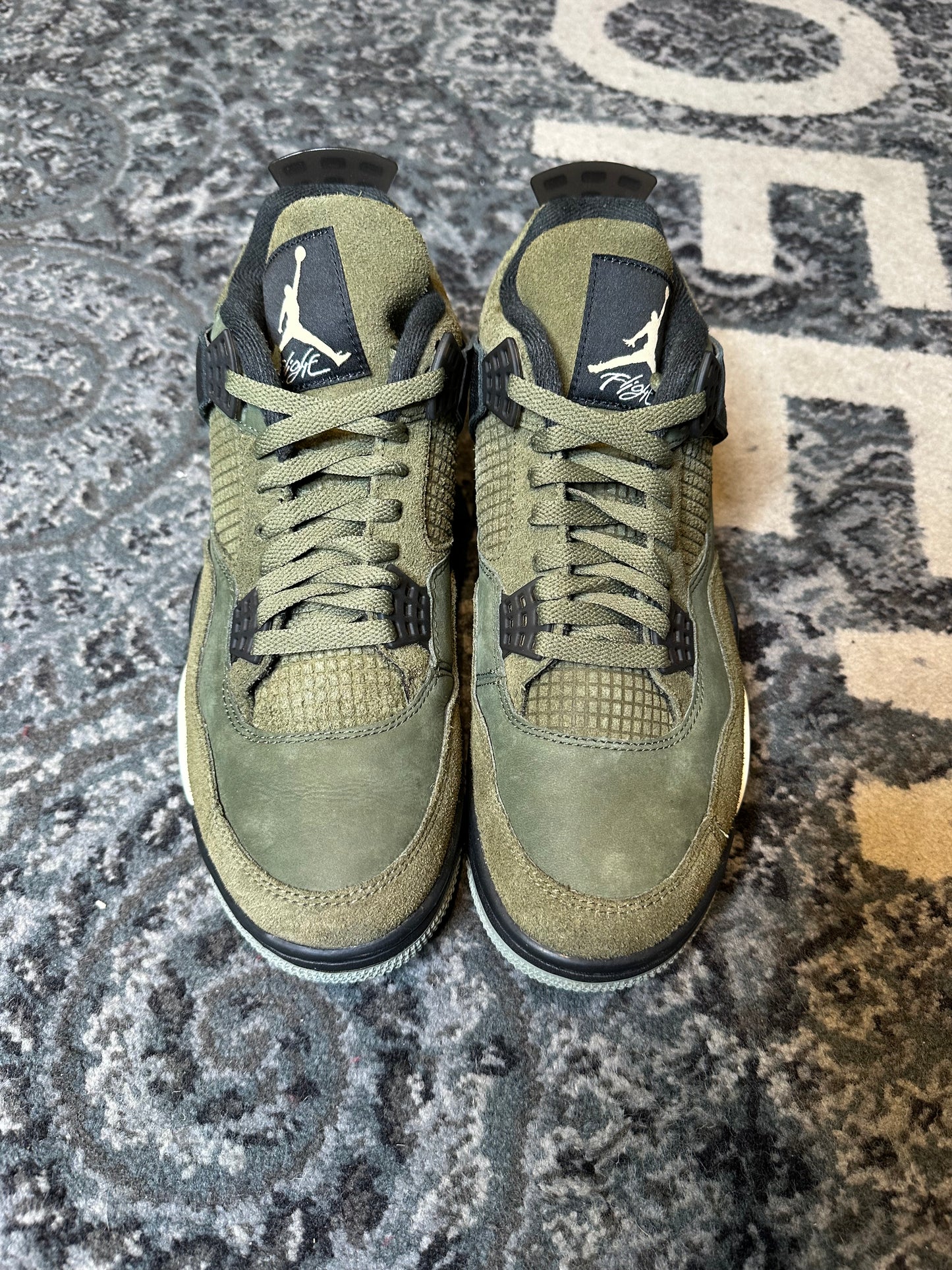 Jordan 4 Retro “Olive” Clean Og Size 10