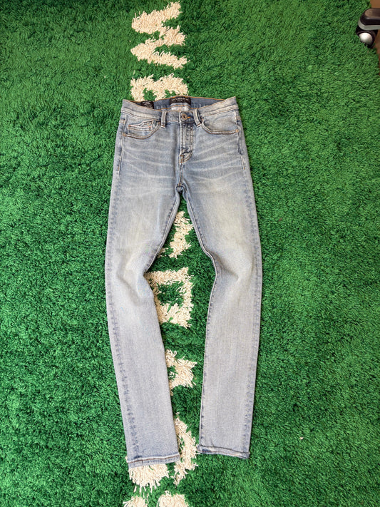 Cult Jeans Light Wash Size 30