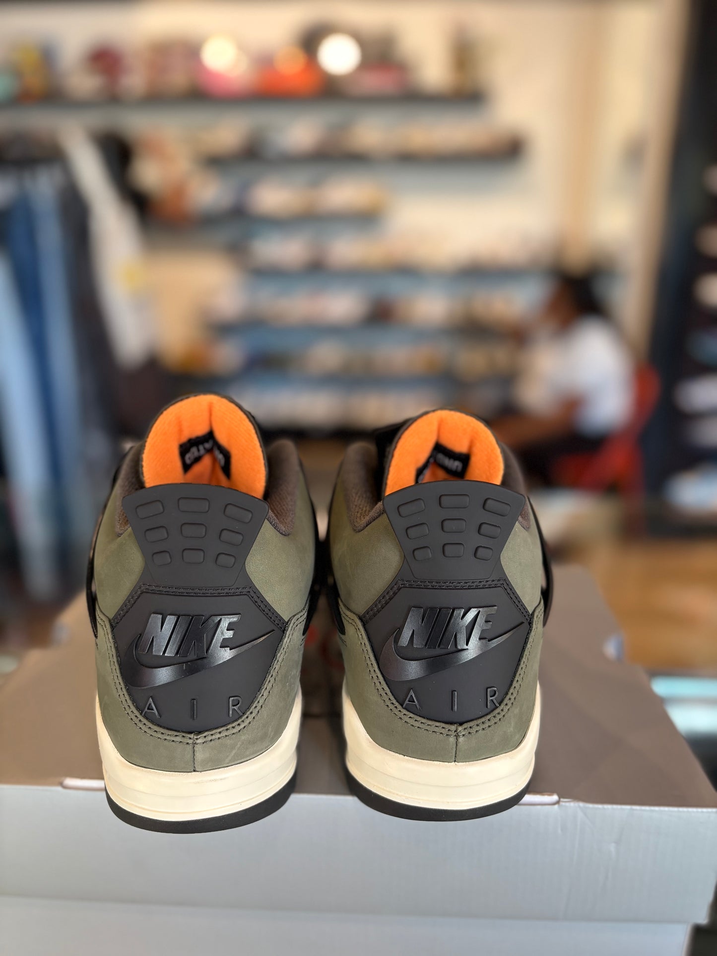 Jordan 4 Retro Undefeated DS OG